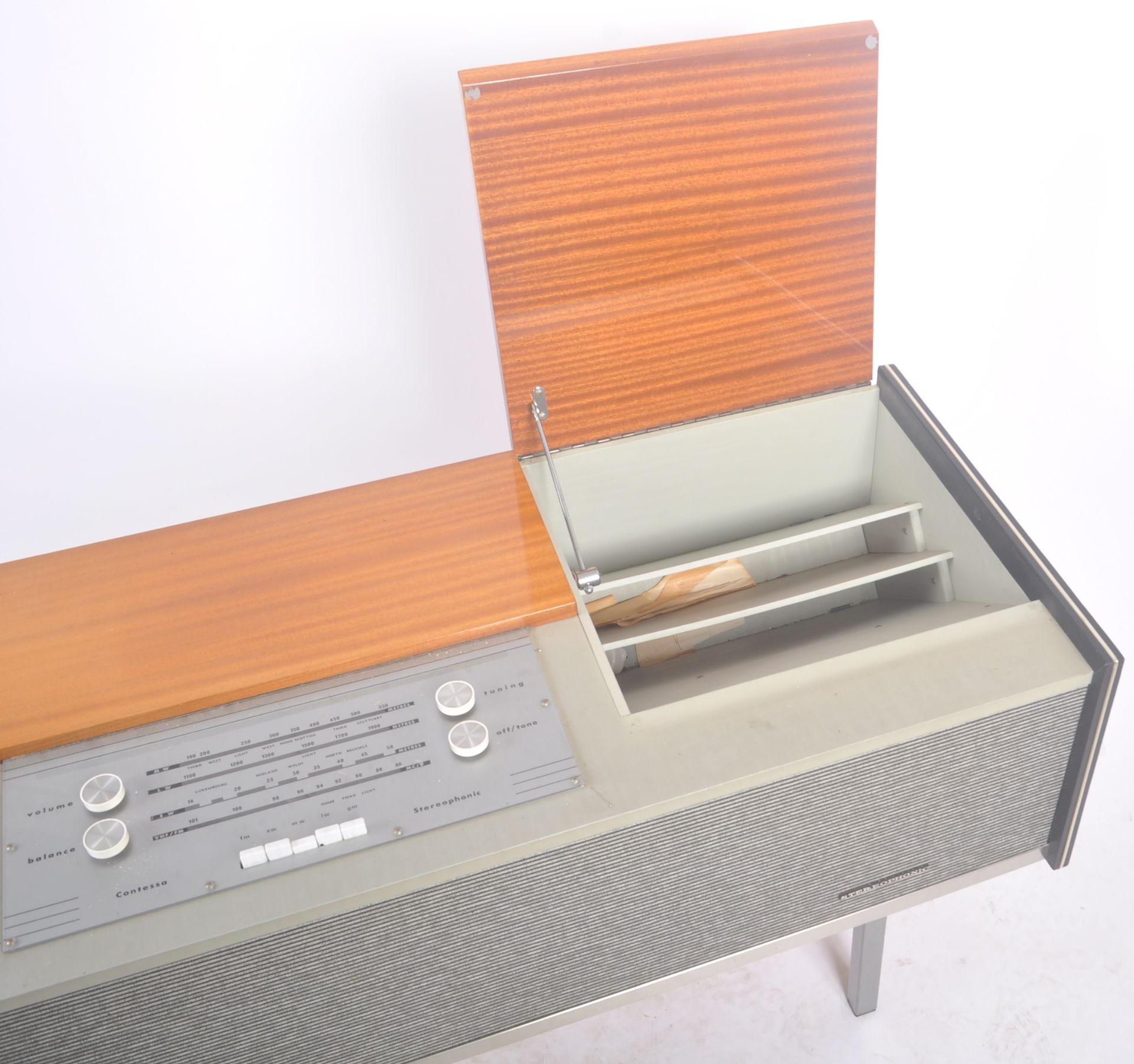 ARGOSY - MID CENTURY STEREO / RADIOGRAM CREDENZA - Image 6 of 9