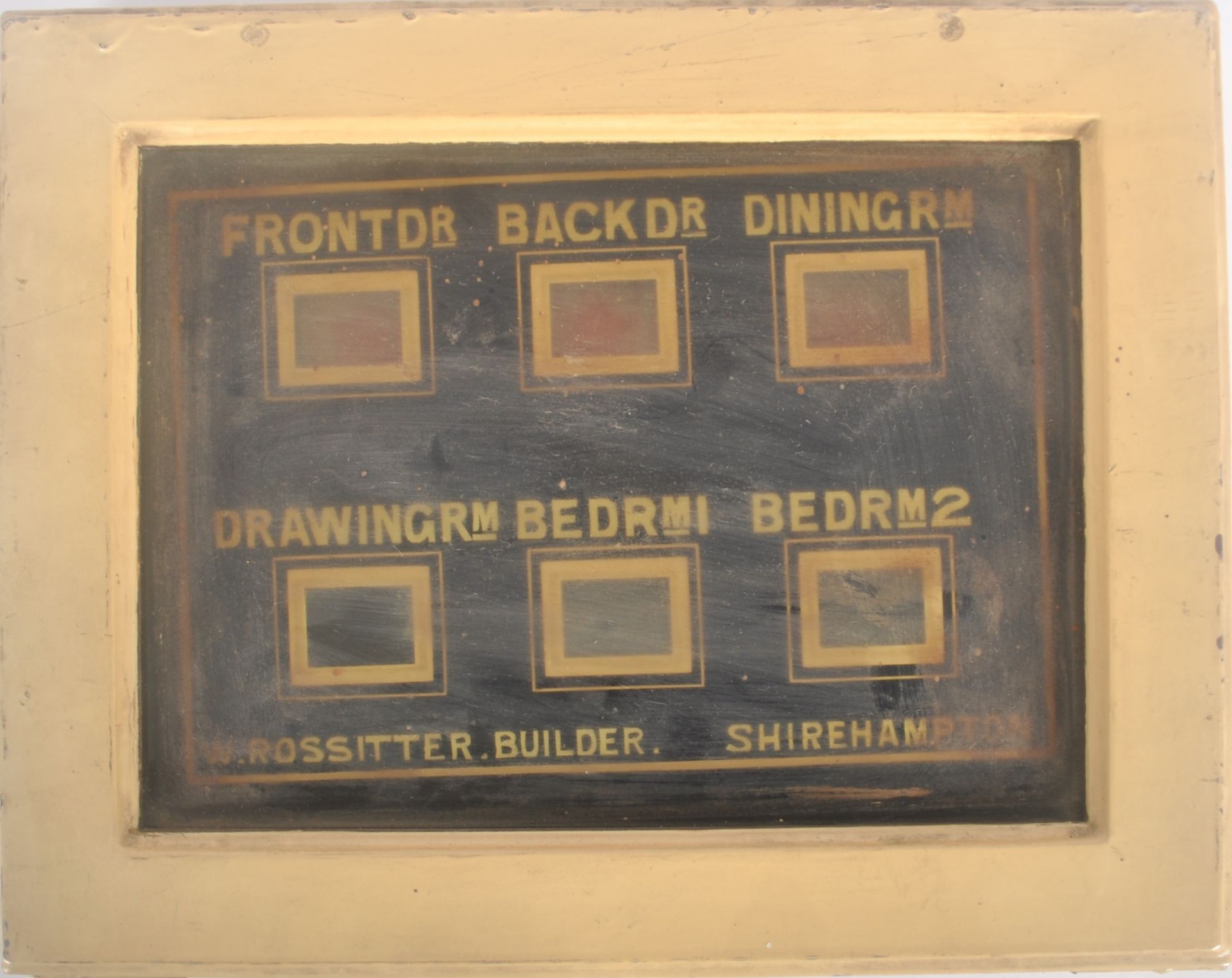 EARLY 20TH CENTURY SERVANTS CALL BOX / BELL BOARD