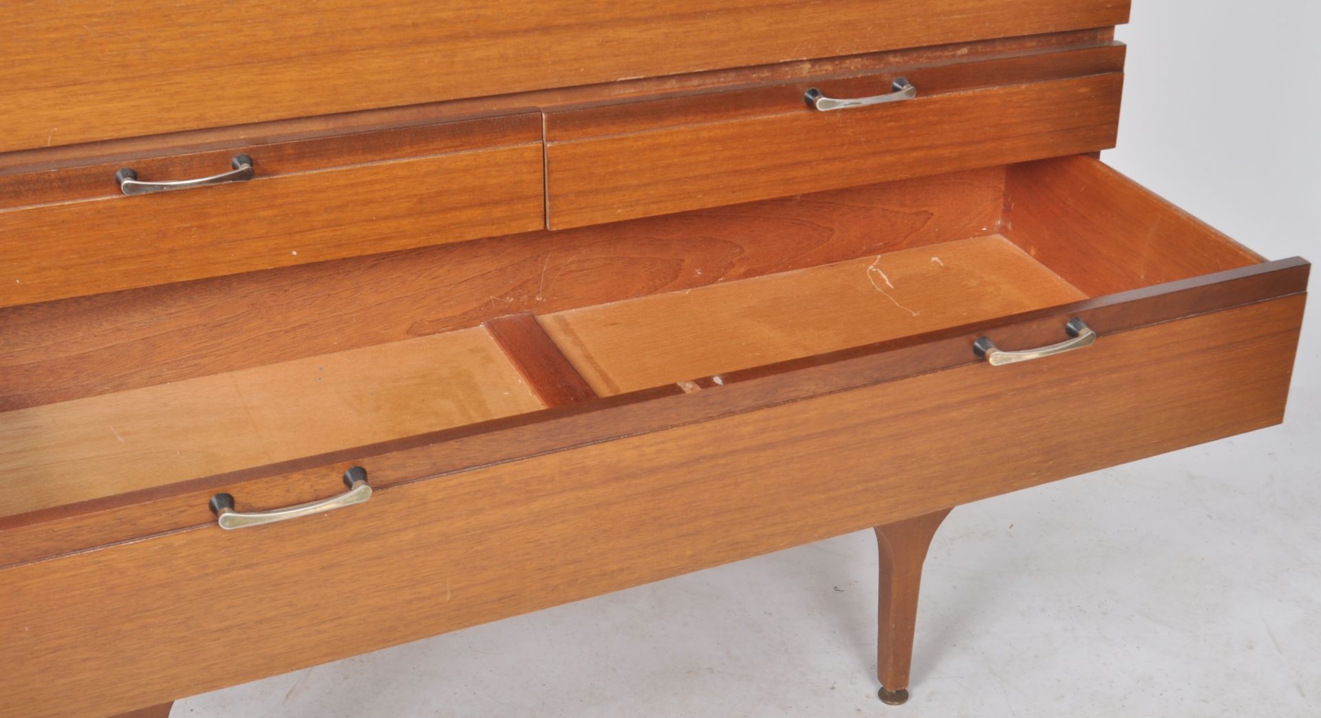 MEREDEW - MID CENTURY TEAK HIGHBOARD / SIDEBOARD - Image 7 of 9