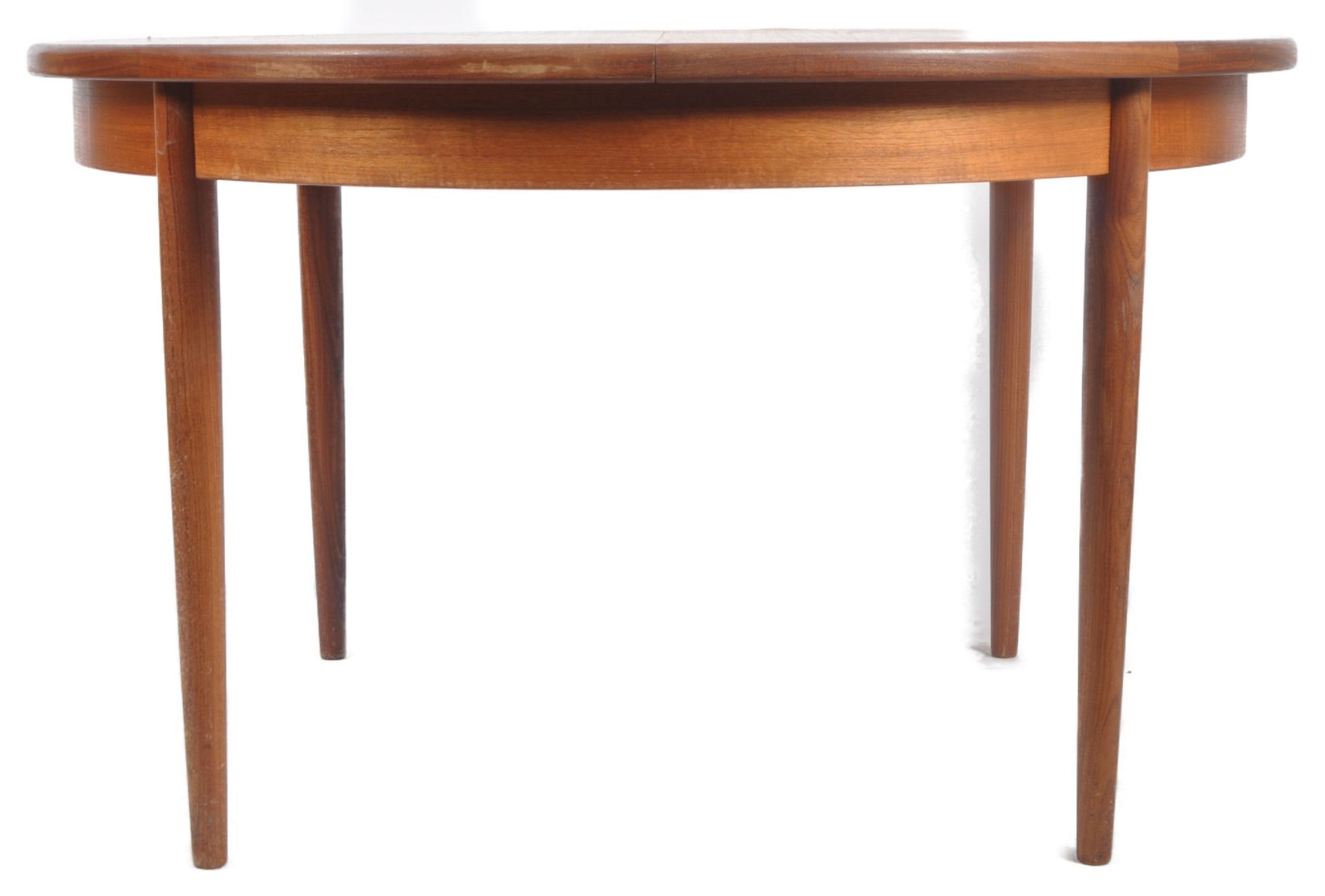 G-PLAN - MID CENTURY EXTENDING DINING TABLE