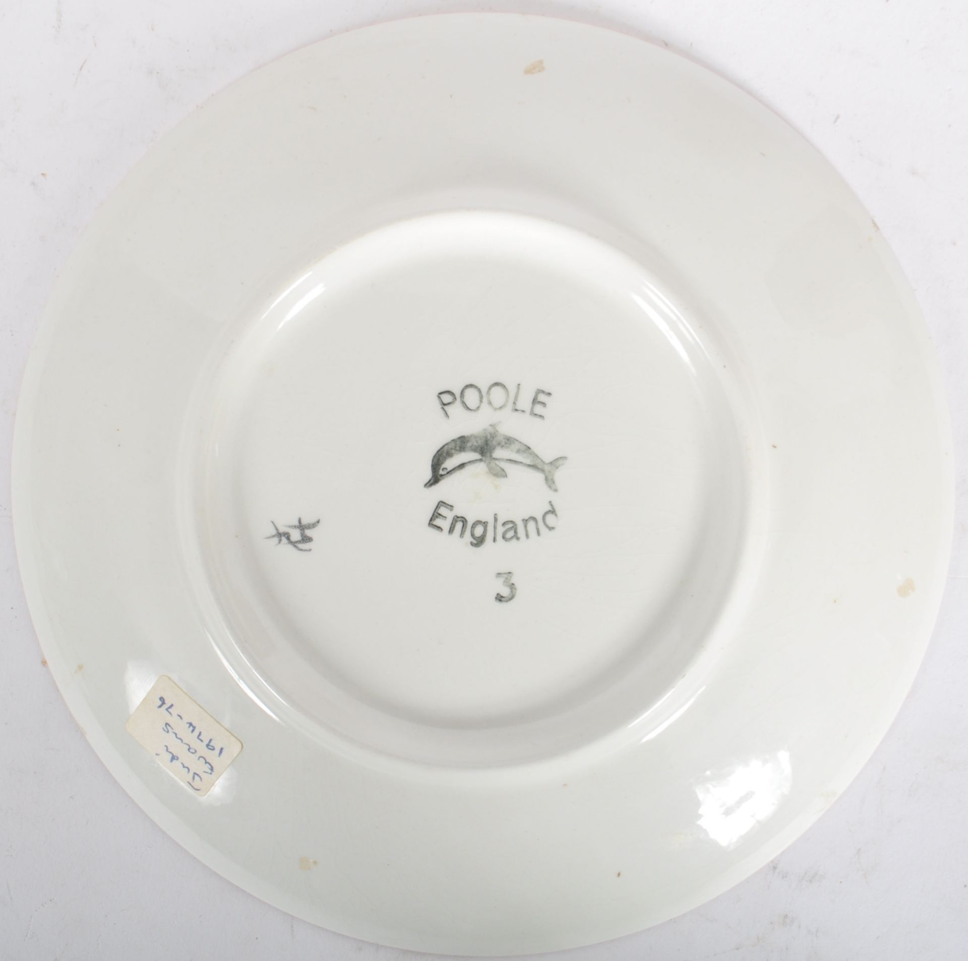 POOLE POTTERY - DELPHIS RANGE - THREE CERAMIC PLATES - Bild 5 aus 8