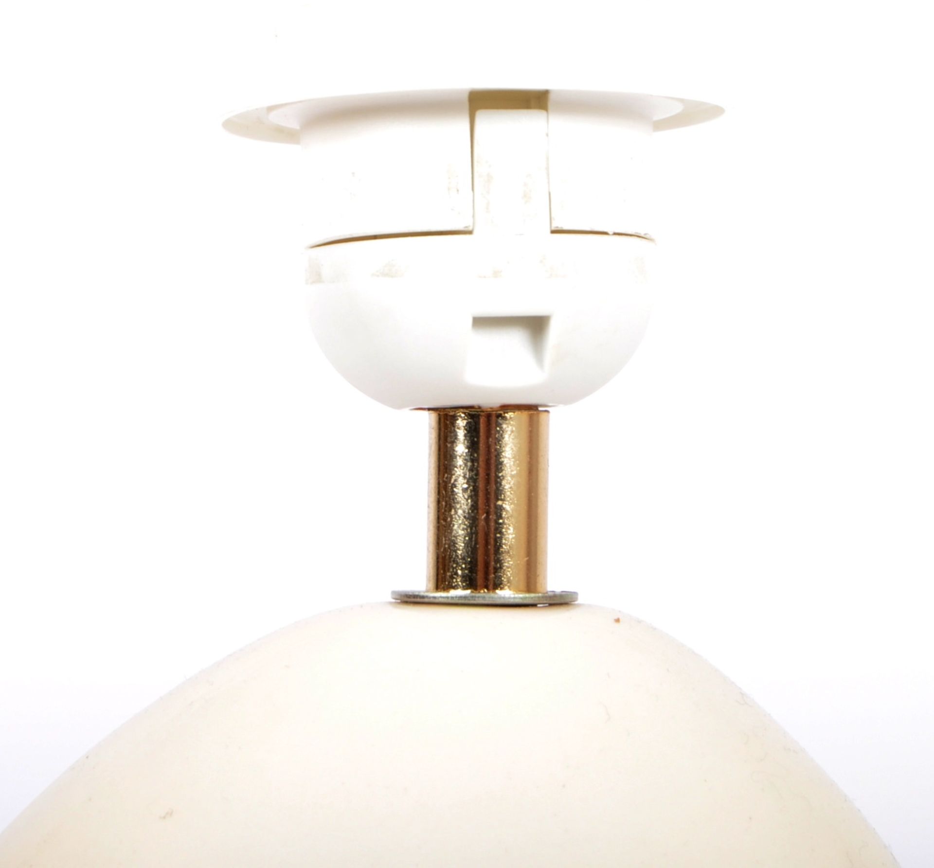 CONTEMPORARY DESIGNER CERAMIC PEBBLE TABLE LAMP - Image 7 of 8