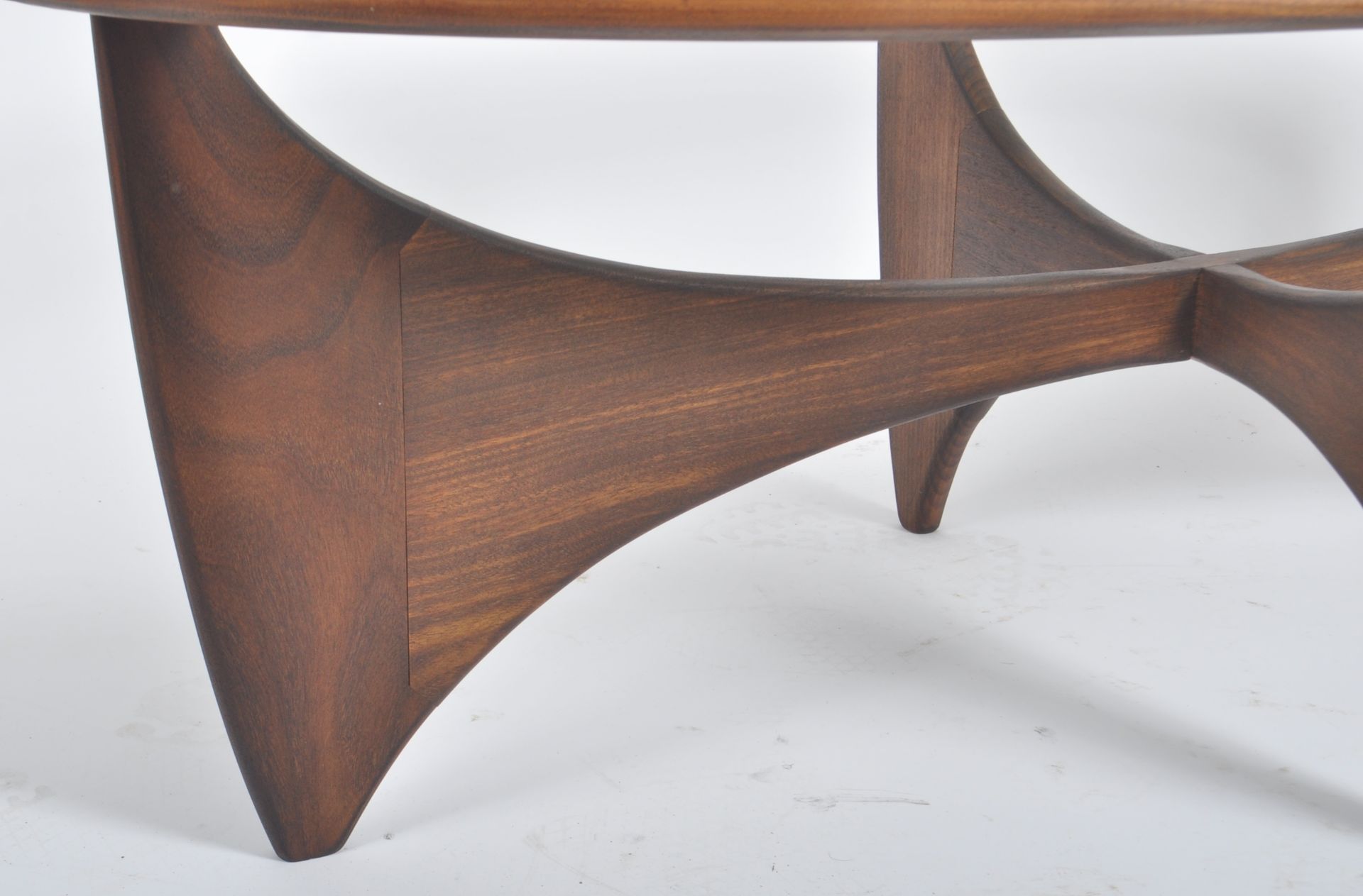 G PLAN - ASTRO - MID CENTURY TEAK AND GLASS COFFEE TABLE - Bild 3 aus 4