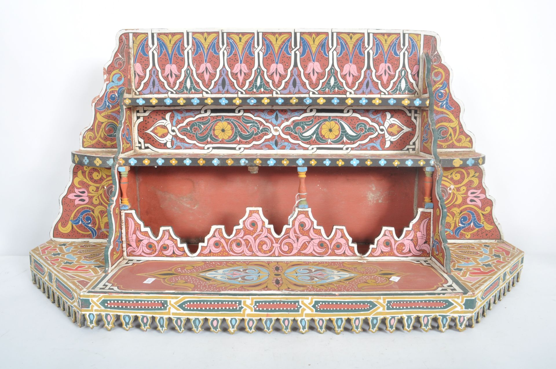 TWO 20TH CENTURY HAND PAINTED AND CARVED SHELVES - Image 3 of 12