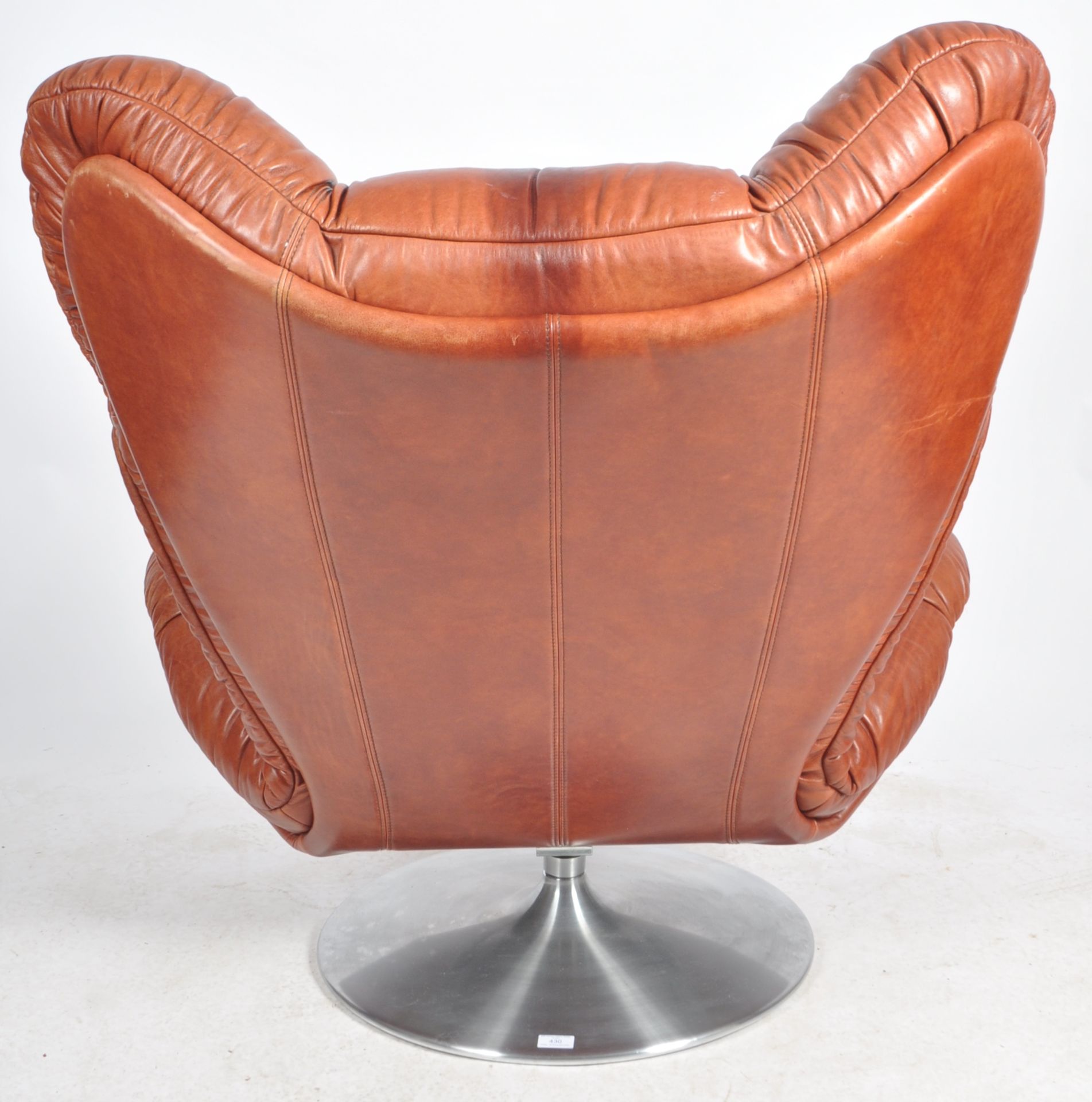 CONTEMPORARY DESIGNER SWIVEL EASY LOUNGE CHAIR - Image 6 of 8