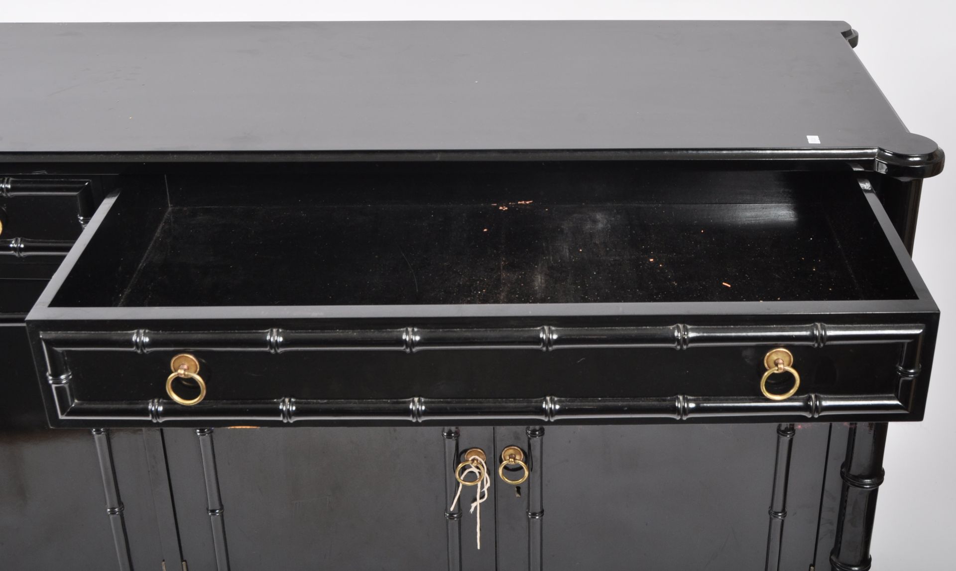 VINTAGE 1980s BAMBOO EBONISED SIDEBOARD CREDENZA - Image 2 of 8