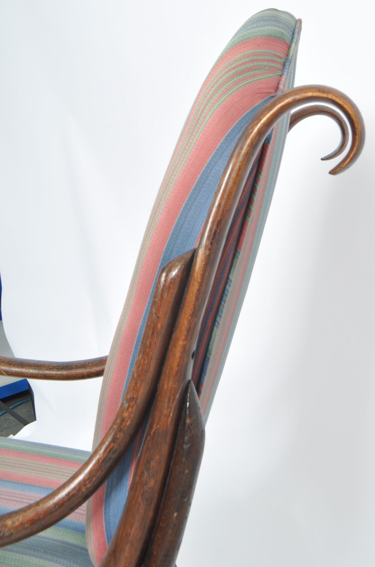 EARLY 20TH CENTURY BENTWOOD ROCKING CHAIR - Image 6 of 10