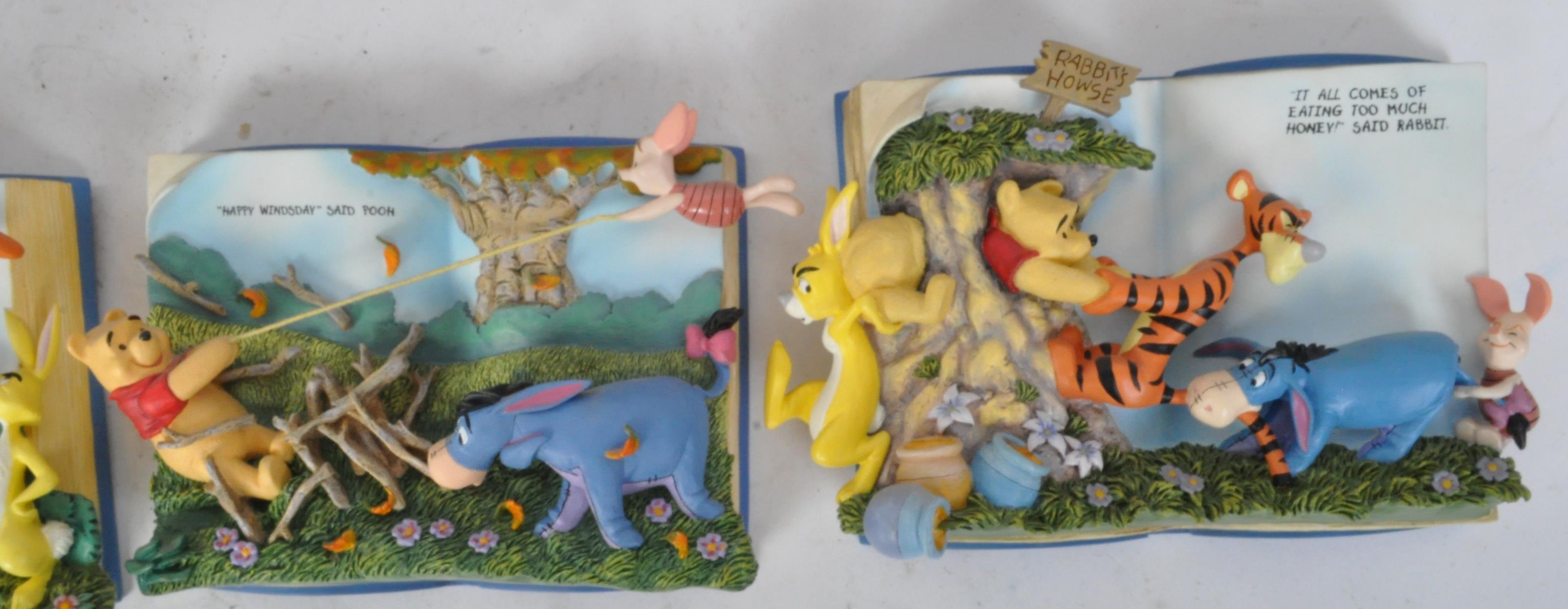 COLLECTION BRADFORD EXCHANGE WINNIE THE POOH STORYBOOK PLAQUES - Image 7 of 10