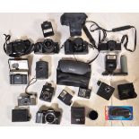 COLLECTION OF VINTAGE CAMERAS & LENS & EQUIPMENT