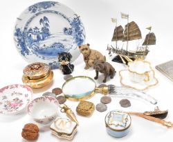 Timed Antiques & Collectables - Including; China, Stamps, Coins and Ephemera