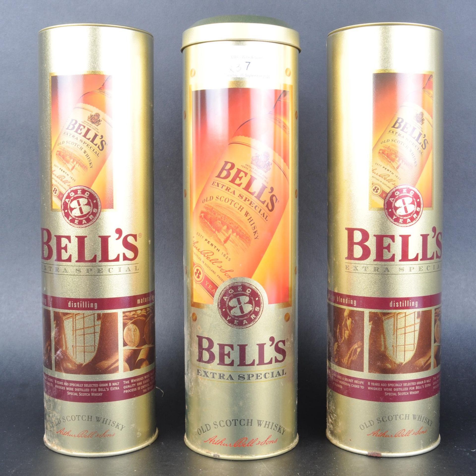 THREE BOTTLES OF BELLS EXTRA SPECIAL SCOTCH WHISKY - Image 4 of 4