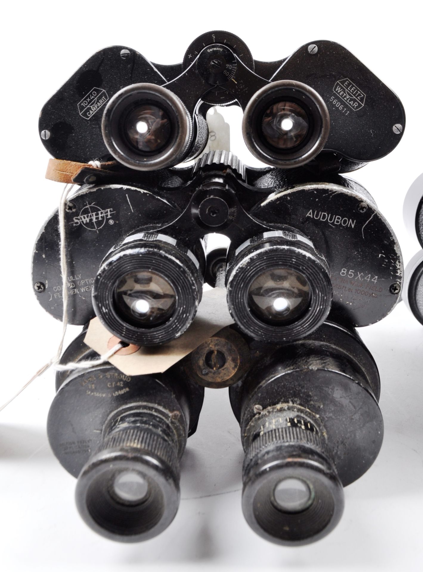 A COLLECTION OF ASSORTED VINTAGE BINOCULARS - Image 3 of 5