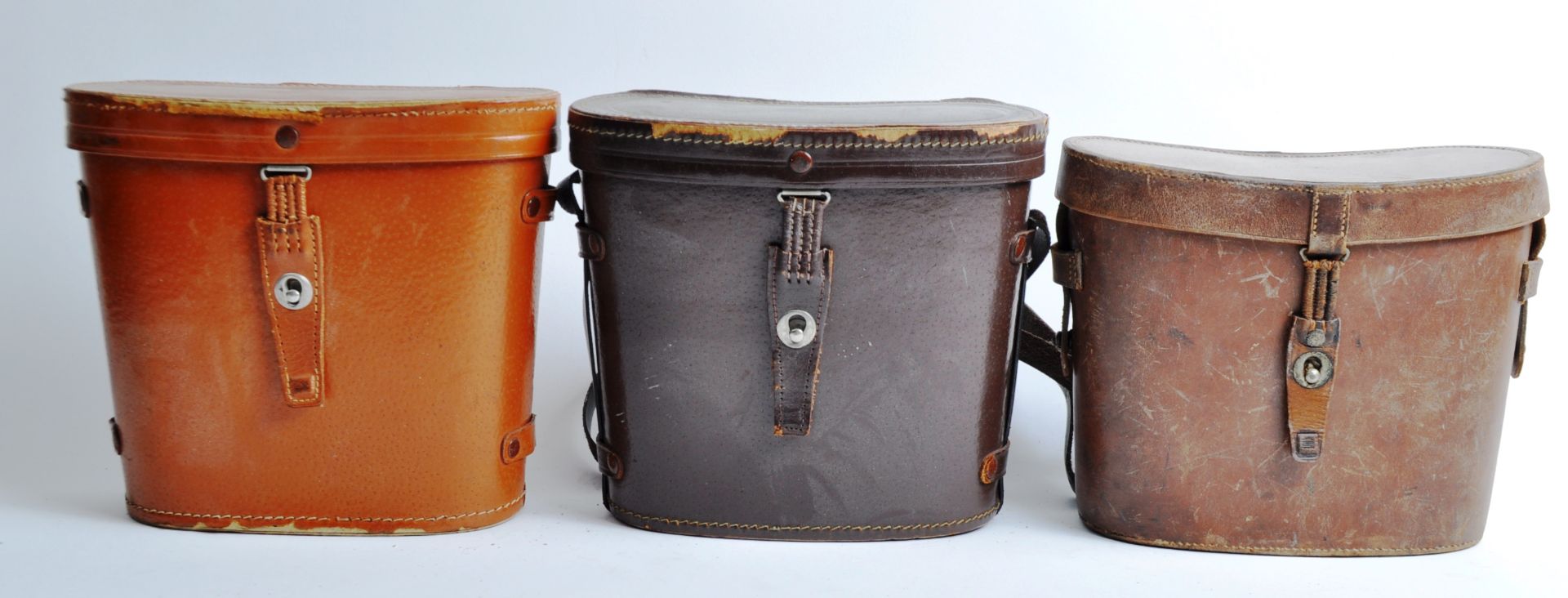 COLLECTION OF 8 X VINTAGE LEATHER BINOCULAR CASES - Image 4 of 4
