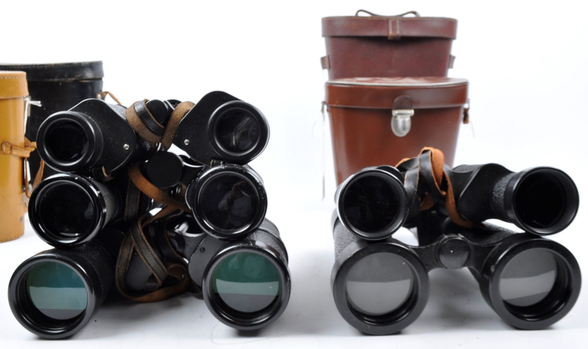 COLLECTION OF ASSORTED CASED VINTAGE BINOCULARS - Image 5 of 5