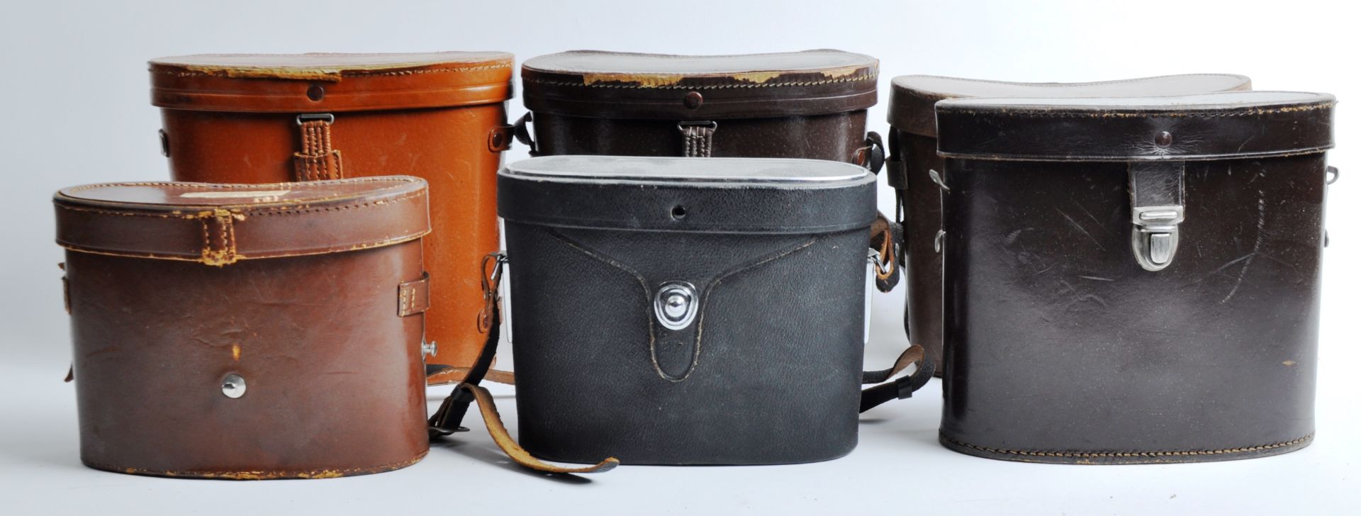 COLLECTION OF 8 X VINTAGE LEATHER BINOCULAR CASES - Image 3 of 4