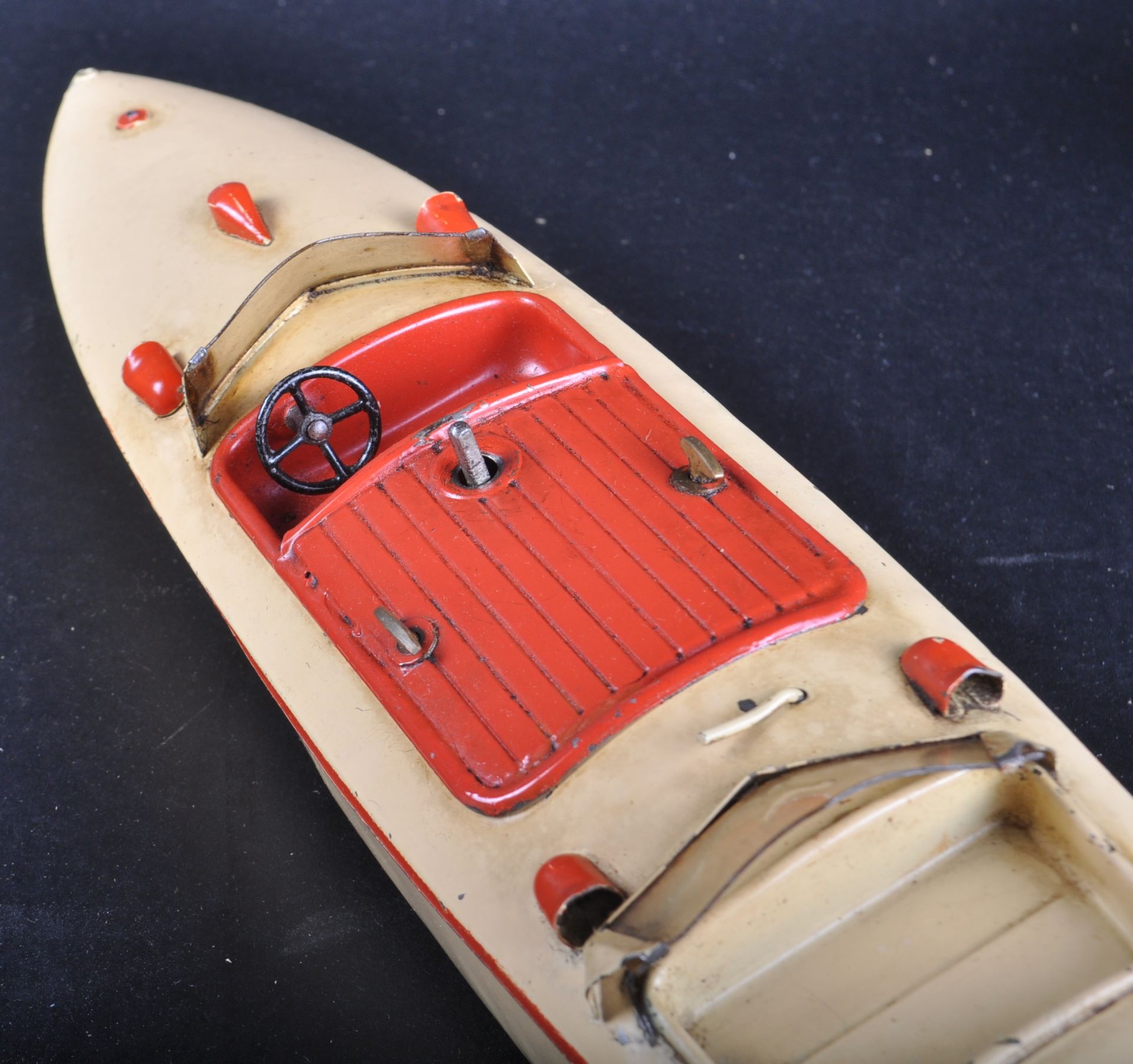 VINTAGE HORNBY TINPLATE CLOCKWORK SPEEDBOAT - Image 3 of 5