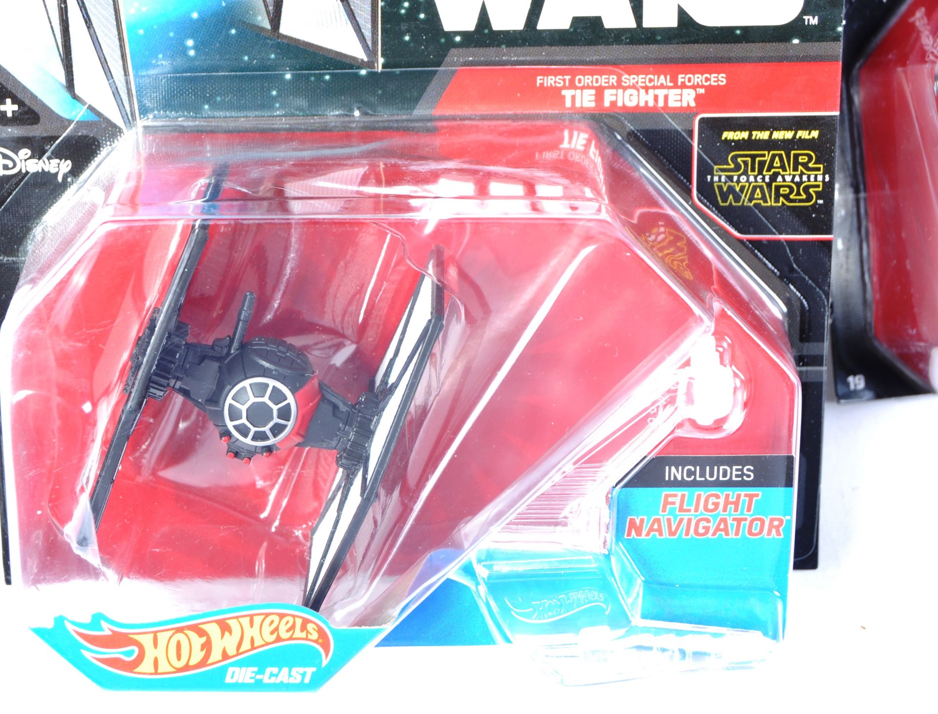 COLLECTION OF STAR WARS HOT WHEELS DIECAST MODEL CARS & PLANES - Image 2 of 6