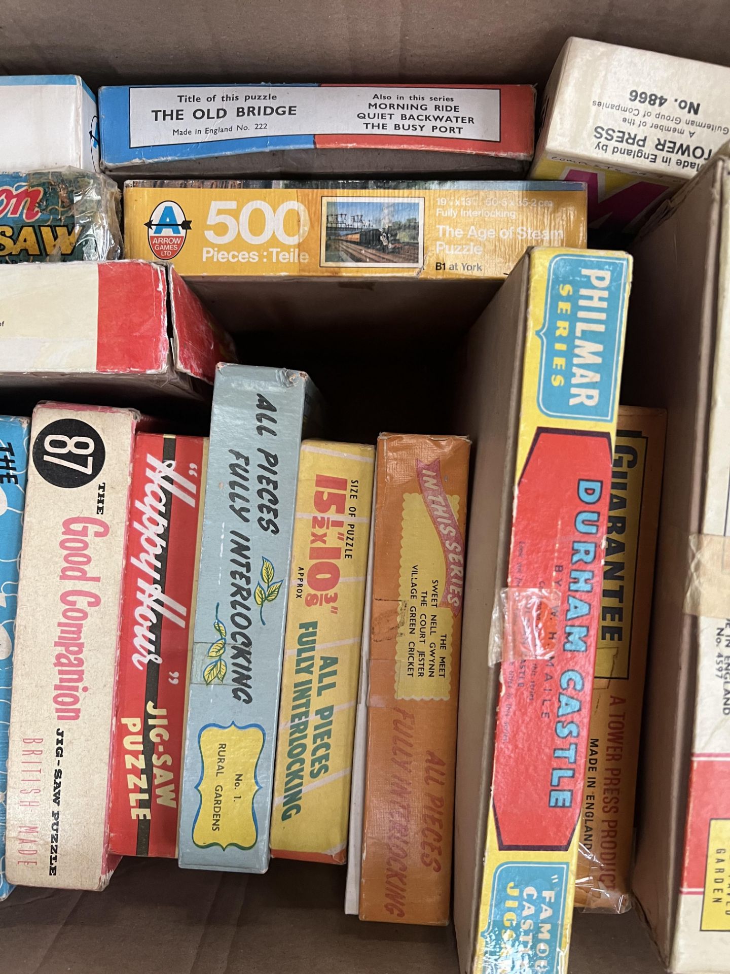 LARGE COLLECTION OF VINTAGE BRITISH JIGSAW PUZZLES - Image 3 of 3