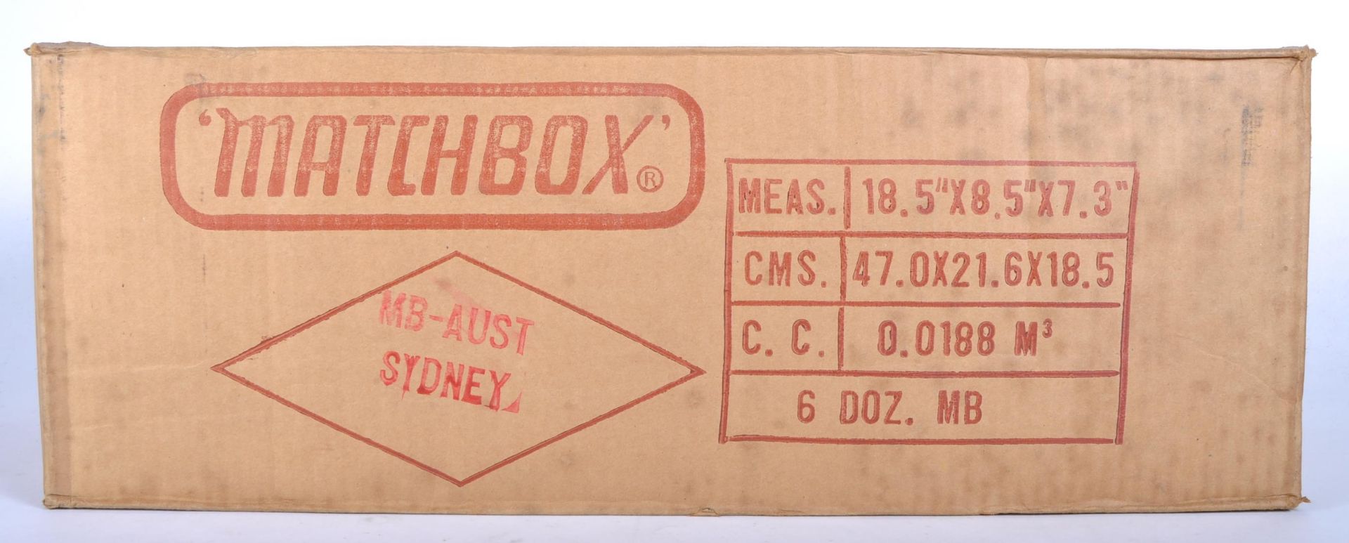 VINTAGE EX-SHOP STOCK / TRADE BOX OF MATCHBOX DIECAST MODELS