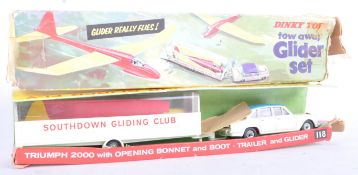VINTAGE DINKY TOYS DIECAST MODEL TOW AWAY GLIDER SET