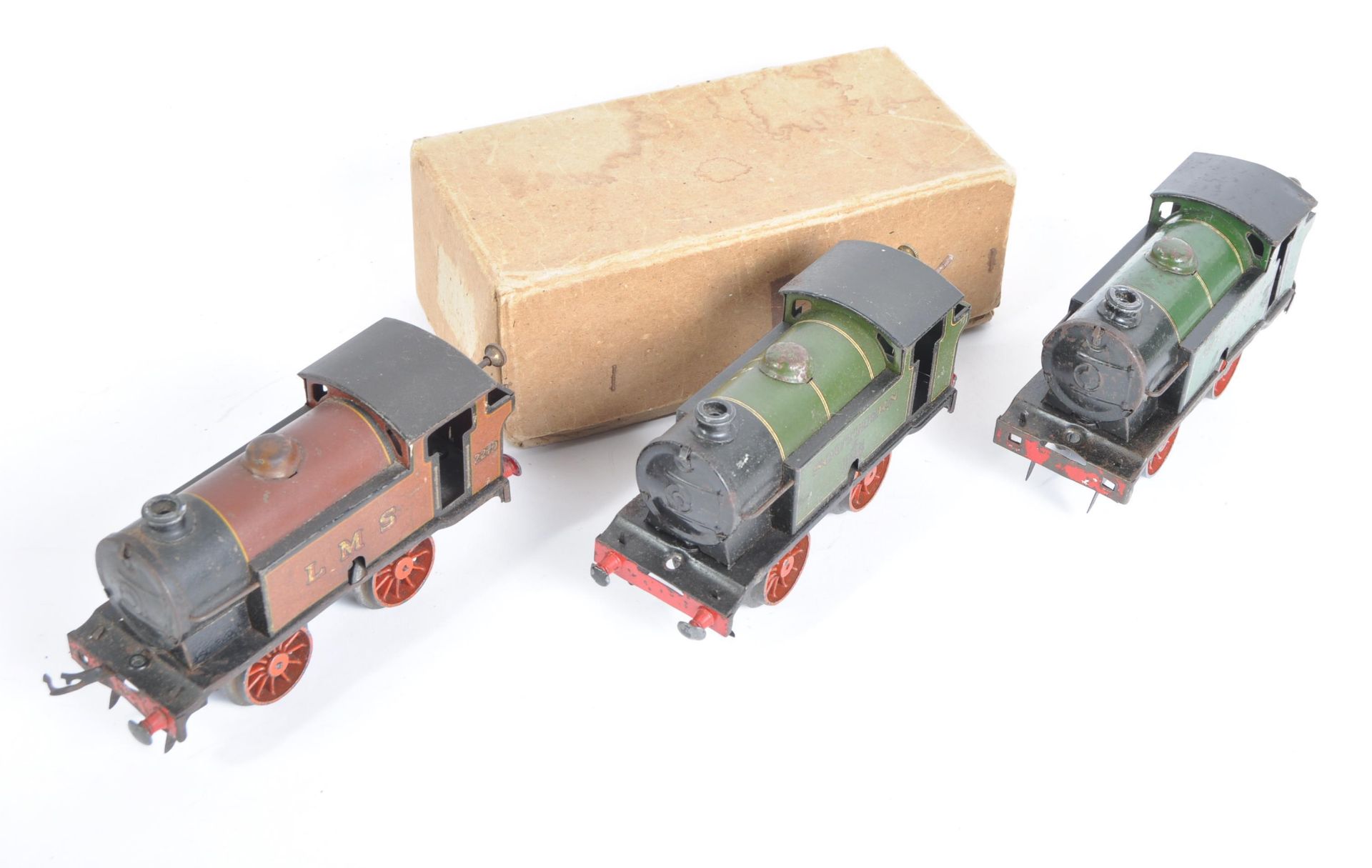 COLLECTION OF VINTAGE HORNBY O GAUGE CLOCKWORK LOCOMOTIVES