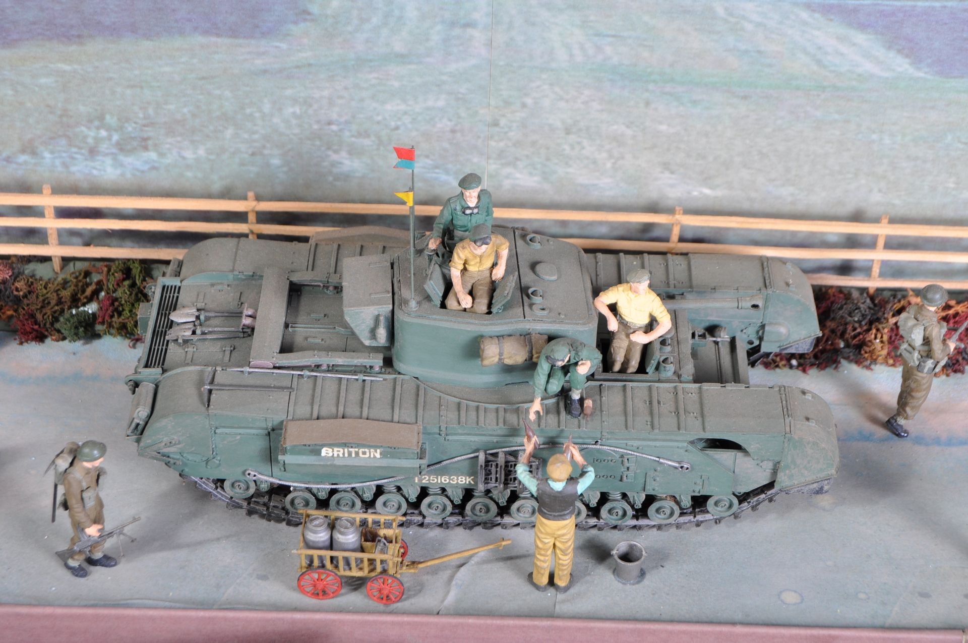 COLLECTION OF VINTAGE SECOND WORLD WAR RELATED MODEL TANKS - Image 5 of 7