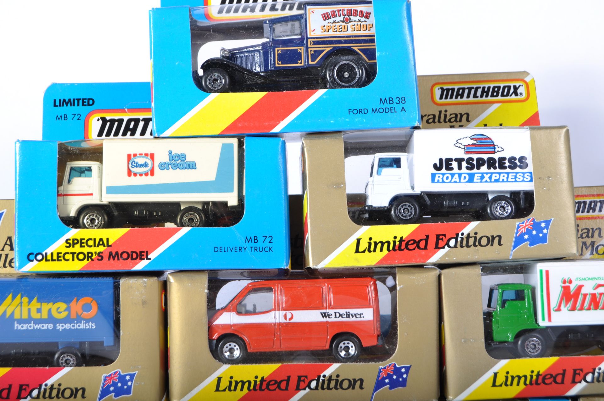 COLLECTION OF VVINTAGE MATCHBOX DIECAST MODEL CARS - Image 3 of 5