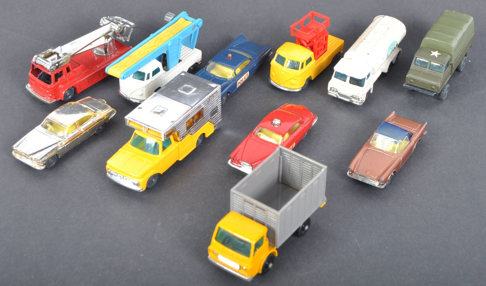 COLLECTION OF ASSORTED VINTAGE HUSKY DIECAST MODELS - Image 3 of 8