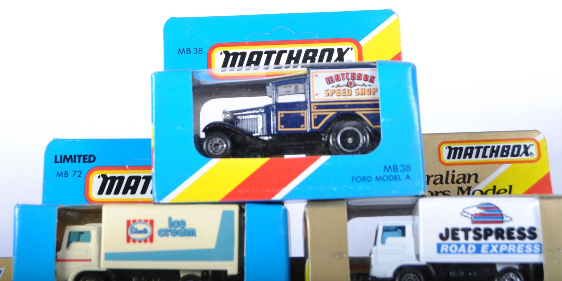 COLLECTION OF VVINTAGE MATCHBOX DIECAST MODEL CARS - Image 5 of 5