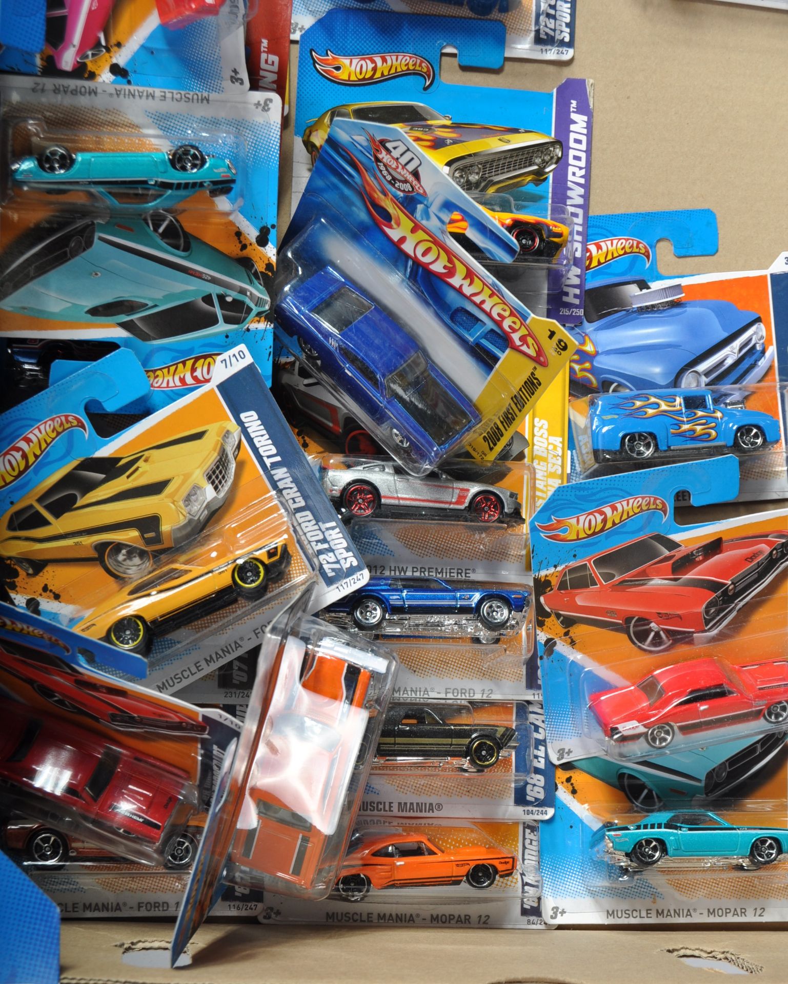 COLLECTION OF ASSORTED CARDED MATTEL HOT WHEELS DIECAST MODELS - Image 4 of 6