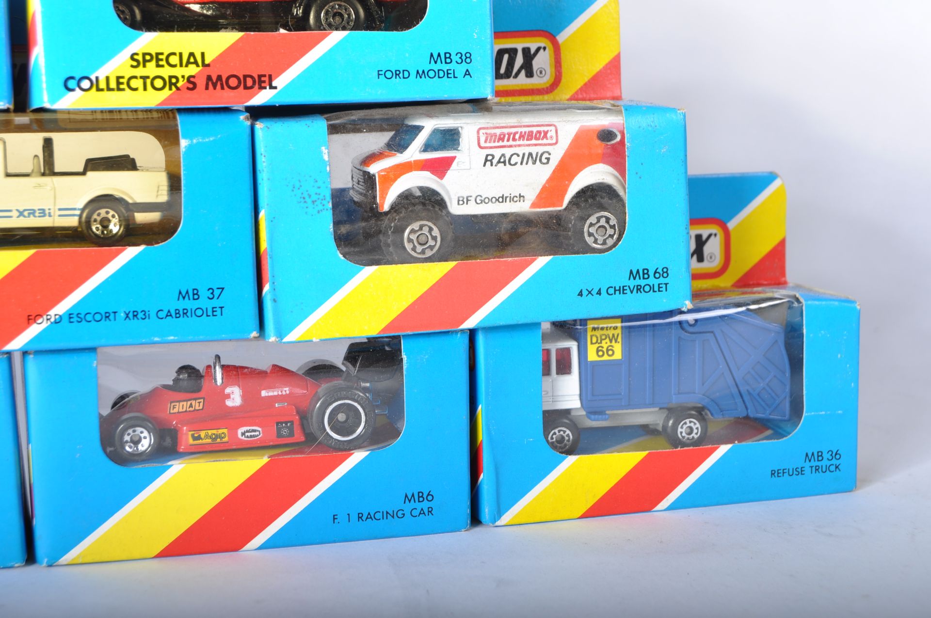 COLLECTION OF X10 VINTAGE MATCHBOX DIECAST MODEL CARS - Image 4 of 5