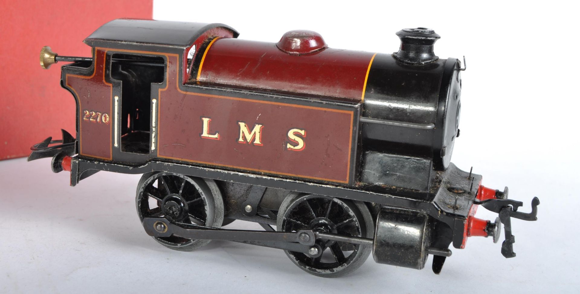 VINTAGE HORNBY O GAUGE MODEL RAILWAY CLOCKWORK LOCOMOTIVE - Image 4 of 4