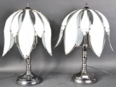 MATCHING PAIR OF CONTEMPORARY FLOWER TABLE LAMPS