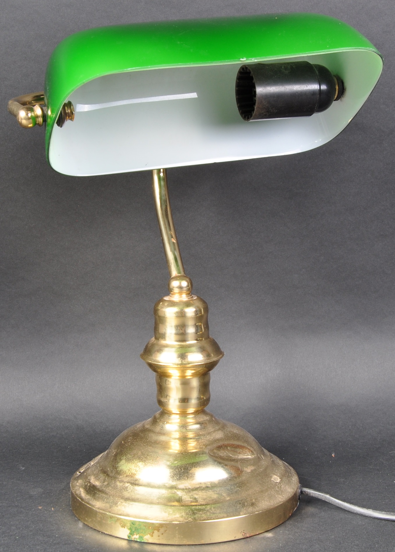 ENGLISH BRASS AND GREEN GLASS BANKERS DESK LAMP - Image 2 of 7