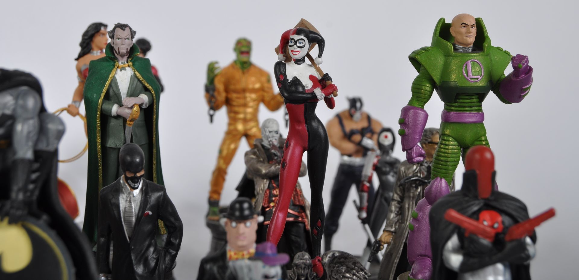 A COLLECTION OF DC COMIC RELATED EAGLEMOSS FIGURES - Image 6 of 8