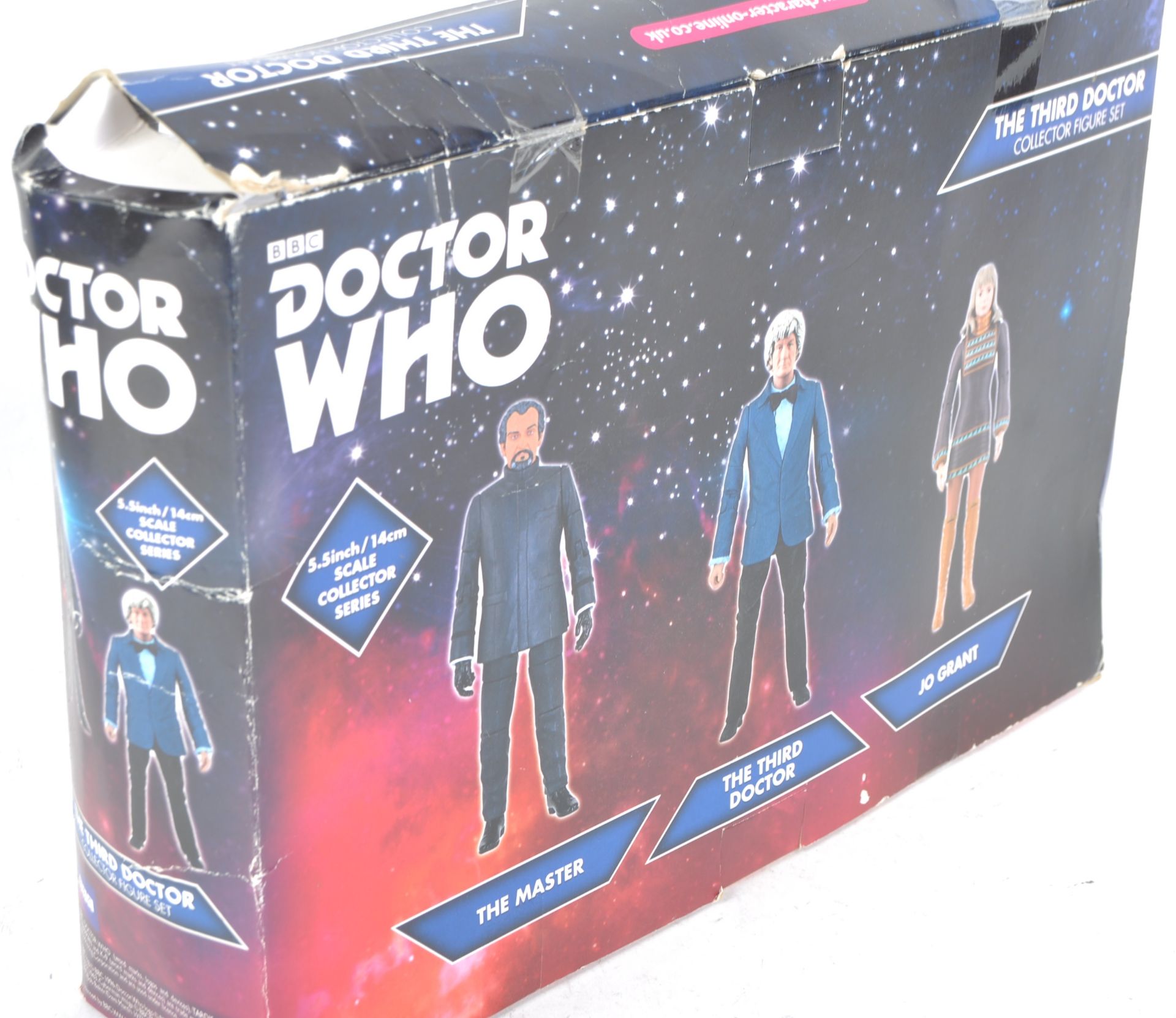 DOCTOR WHO - CHARACTER OPTIONS - THIRD DOCTOR COLLECTOR SET - Image 5 of 5