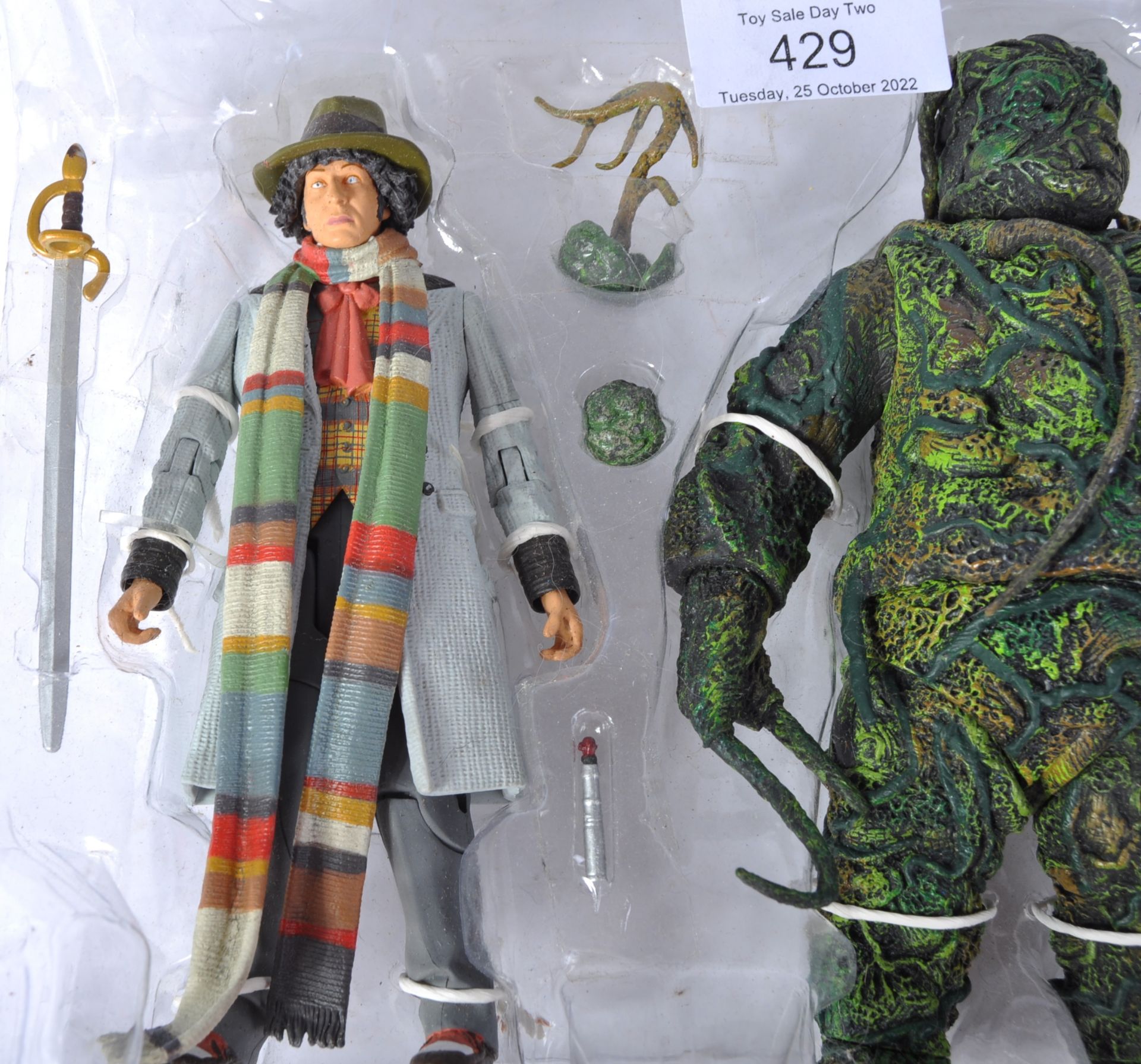 DOCTOR WHO - CHARACTER OPTIONS - SEEDS OF DOOM FIGURE SET - Image 3 of 3