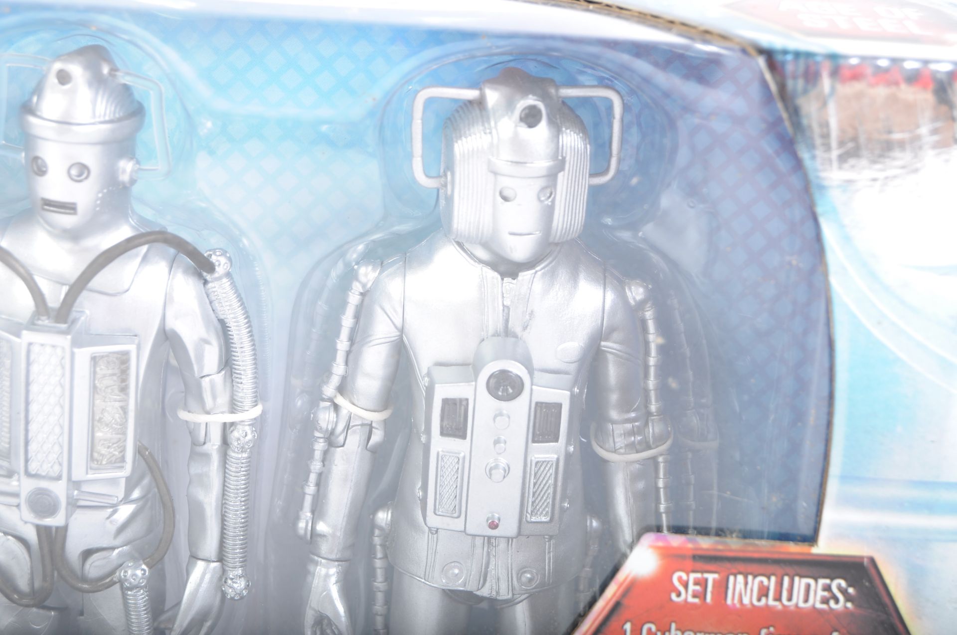 DOCTOR WHO - CHARACTER OPTIONS - AGE OF STEEL CYBERMAN FIGURE SET - Image 2 of 4