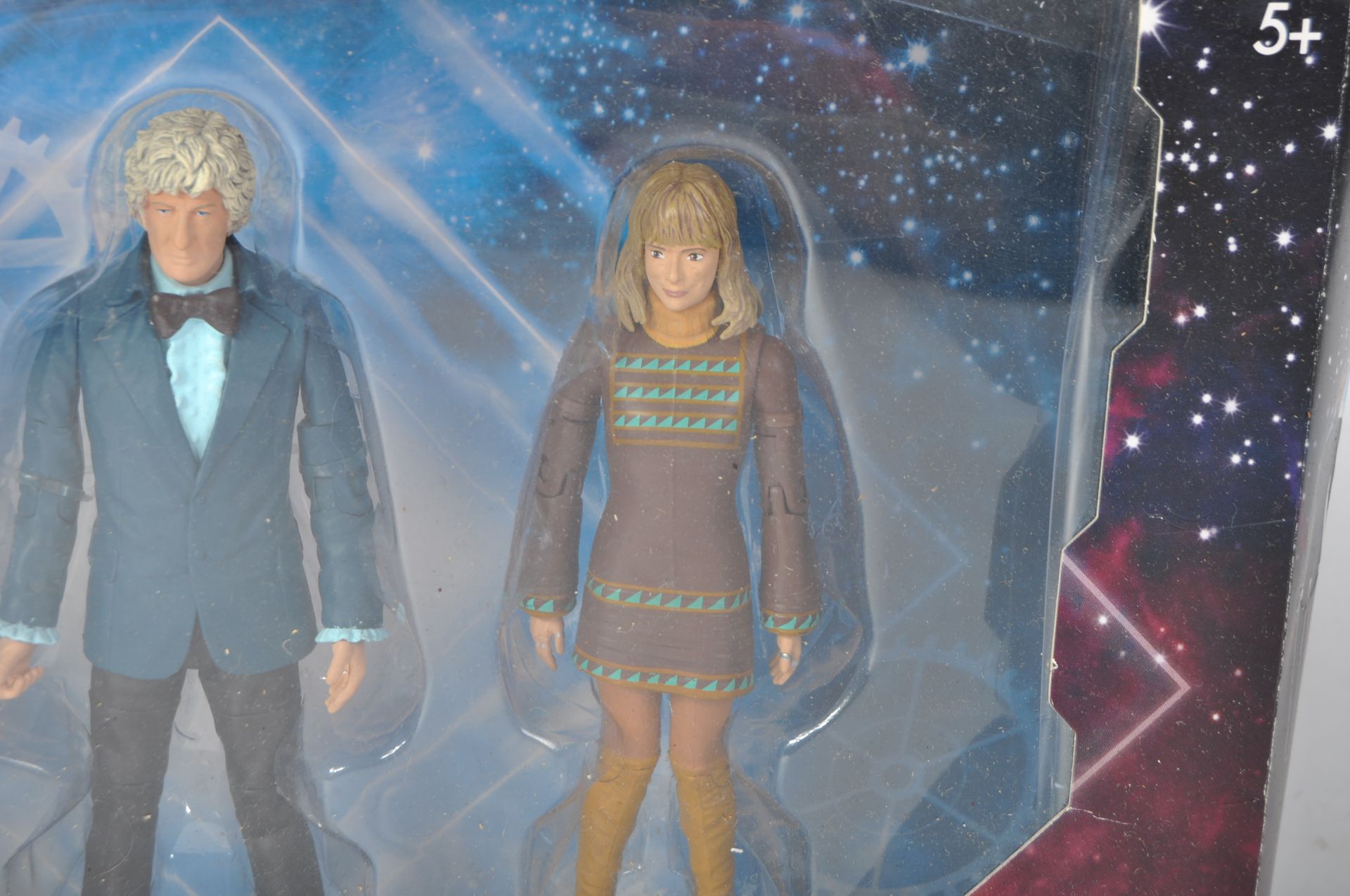 DOCTOR WHO - CHARACTER OPTIONS - THIRD DOCTOR COLLECTOR SET - Image 3 of 5