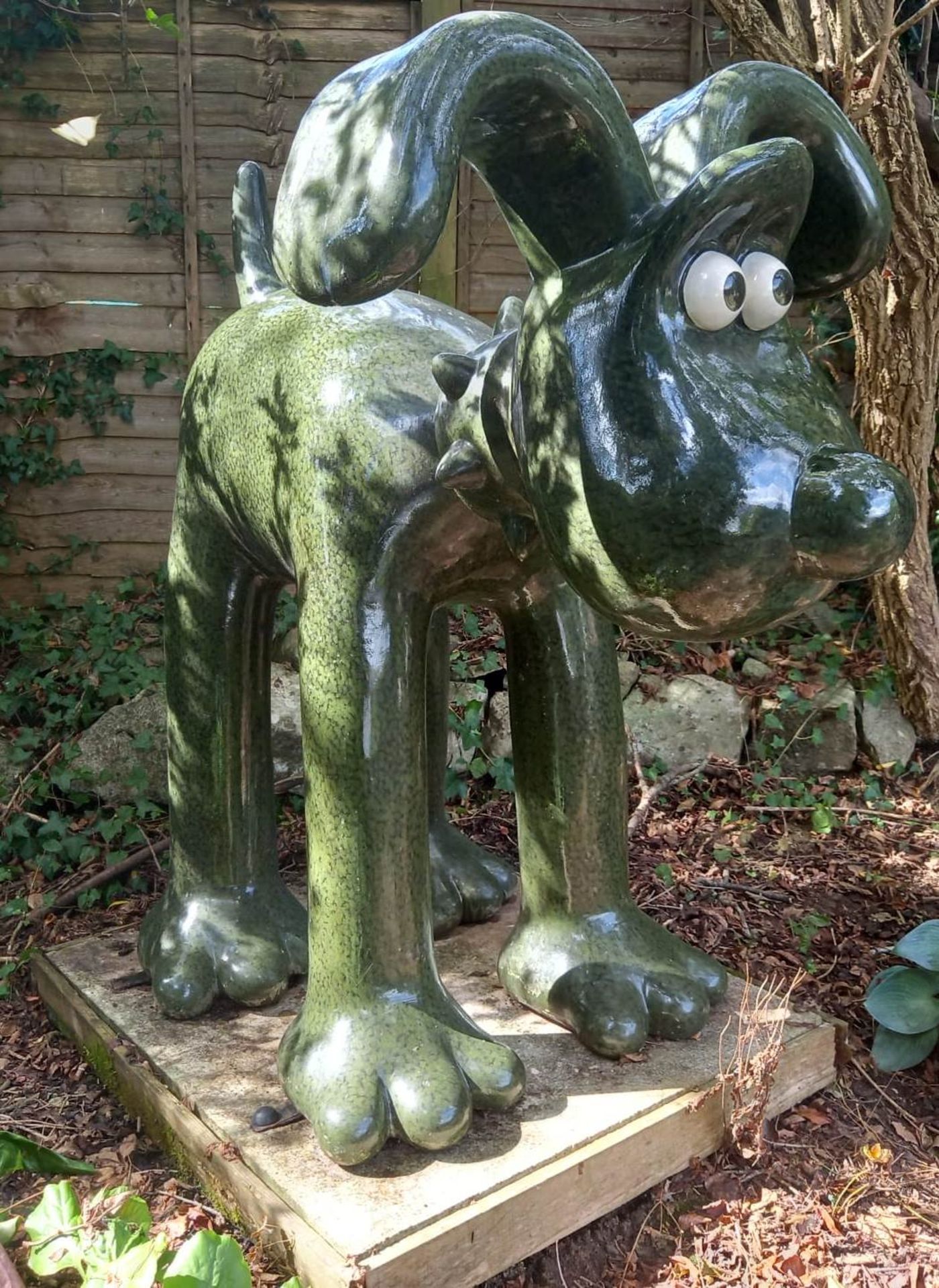 GROMIT UNLEASHED - ' BUSHED ' BY DAVID INSHAW - ORIGINAL TRAIL GROMIT - Image 2 of 12