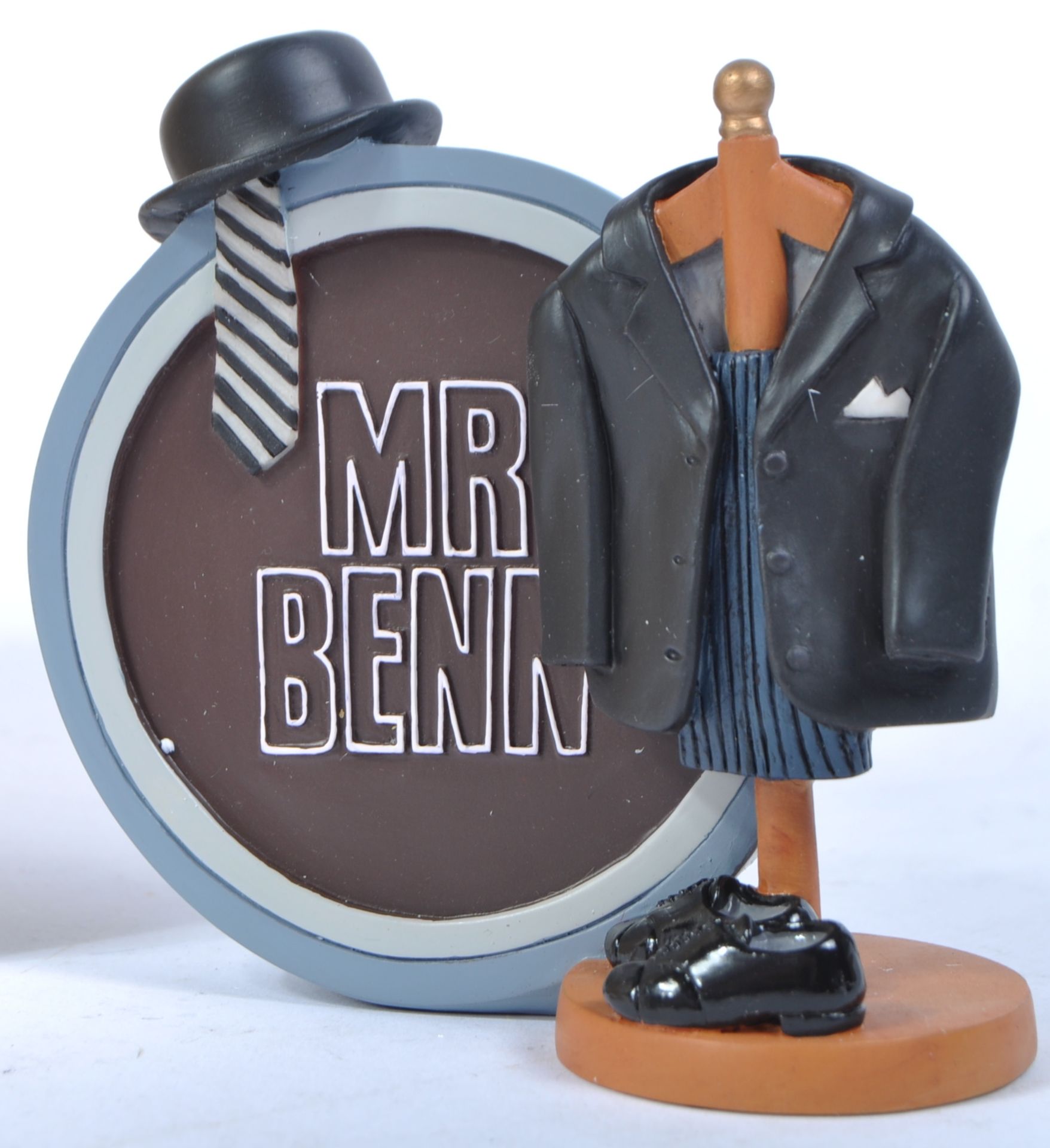 MR BENN - ROBERT HARROP - BOXED FIGURE / STATUE - Image 2 of 4