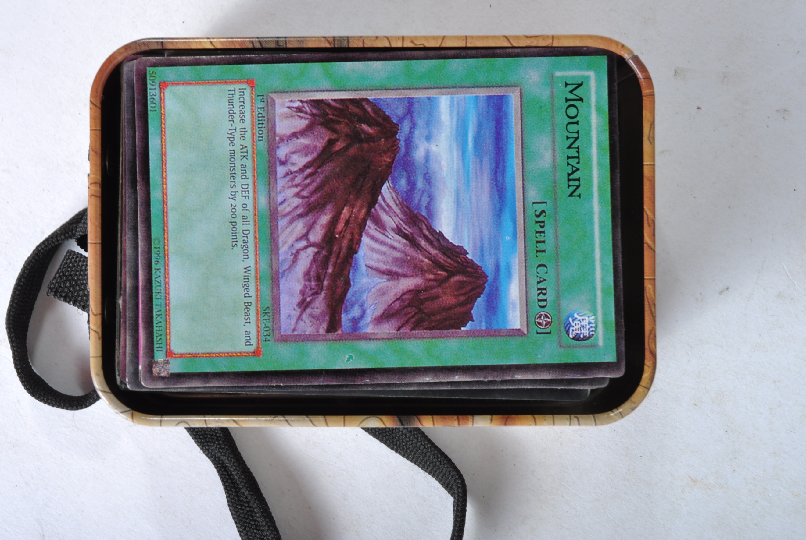 LARGE COLLECTION OF ASSORTED VINTAGE KONAMI YUGIOH CARDS - Image 8 of 9