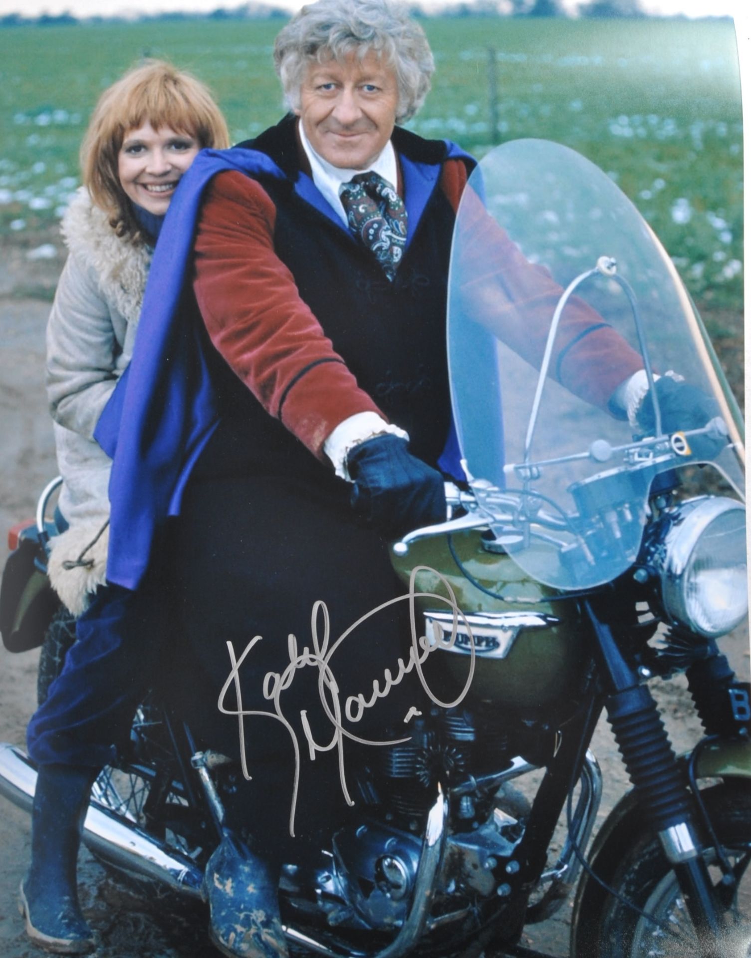 DOCTOR WHO - KATY MANNING - AUTOGRAPHED 16X12" PHOTO