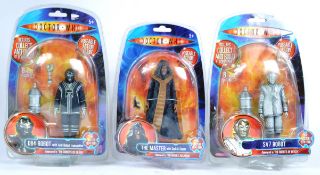 DOCTOR WHO - CHARACTER OPTIONS - 4TH DOCTOR RELATED ACTION FIGURES