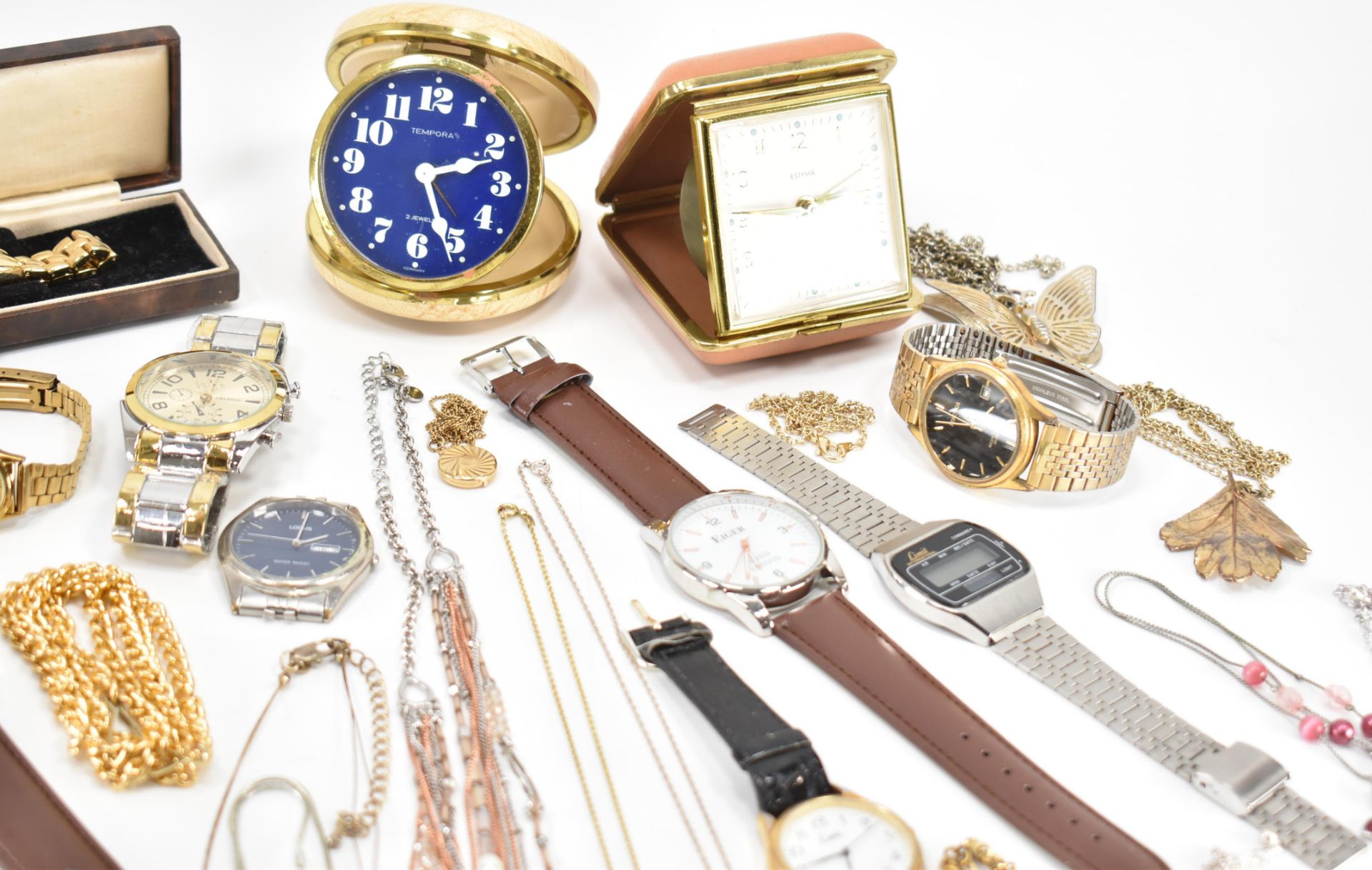 COLLECTION OF VINTAGE COSTUME JEWELLERY & WATCHES - Image 3 of 5