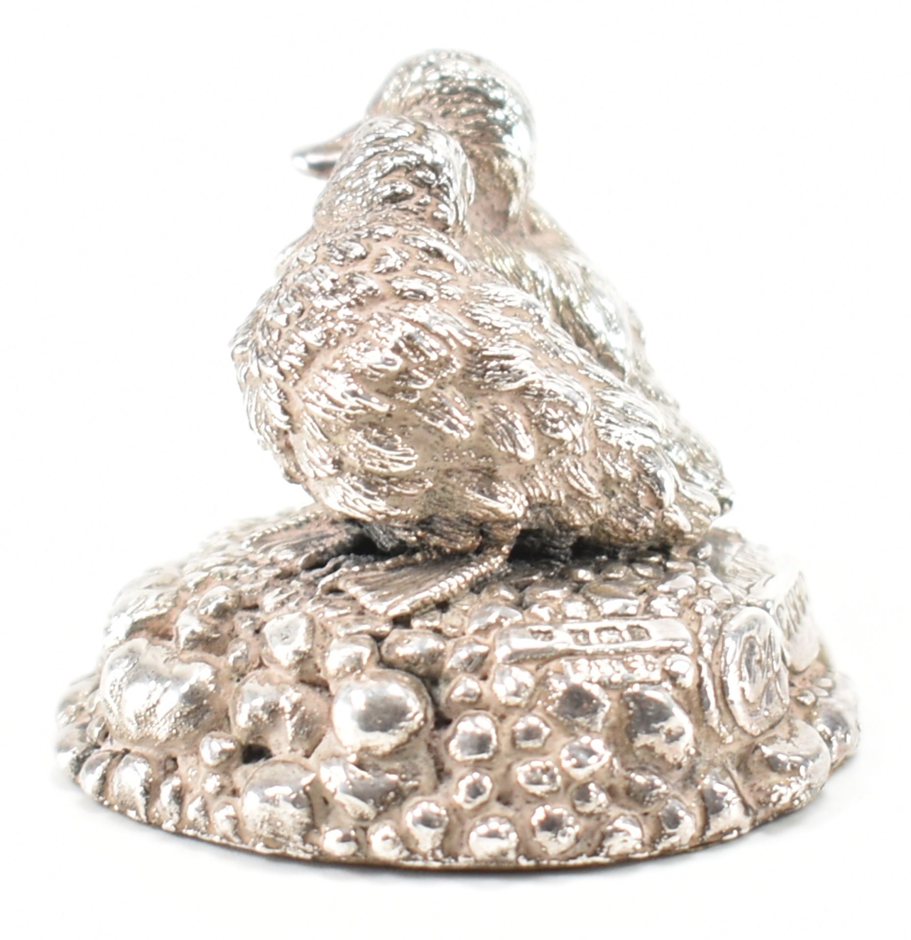 HALLMARKED SILVER COUNTRY ARTISTS DUCKLINGS FIGURE - Image 4 of 5