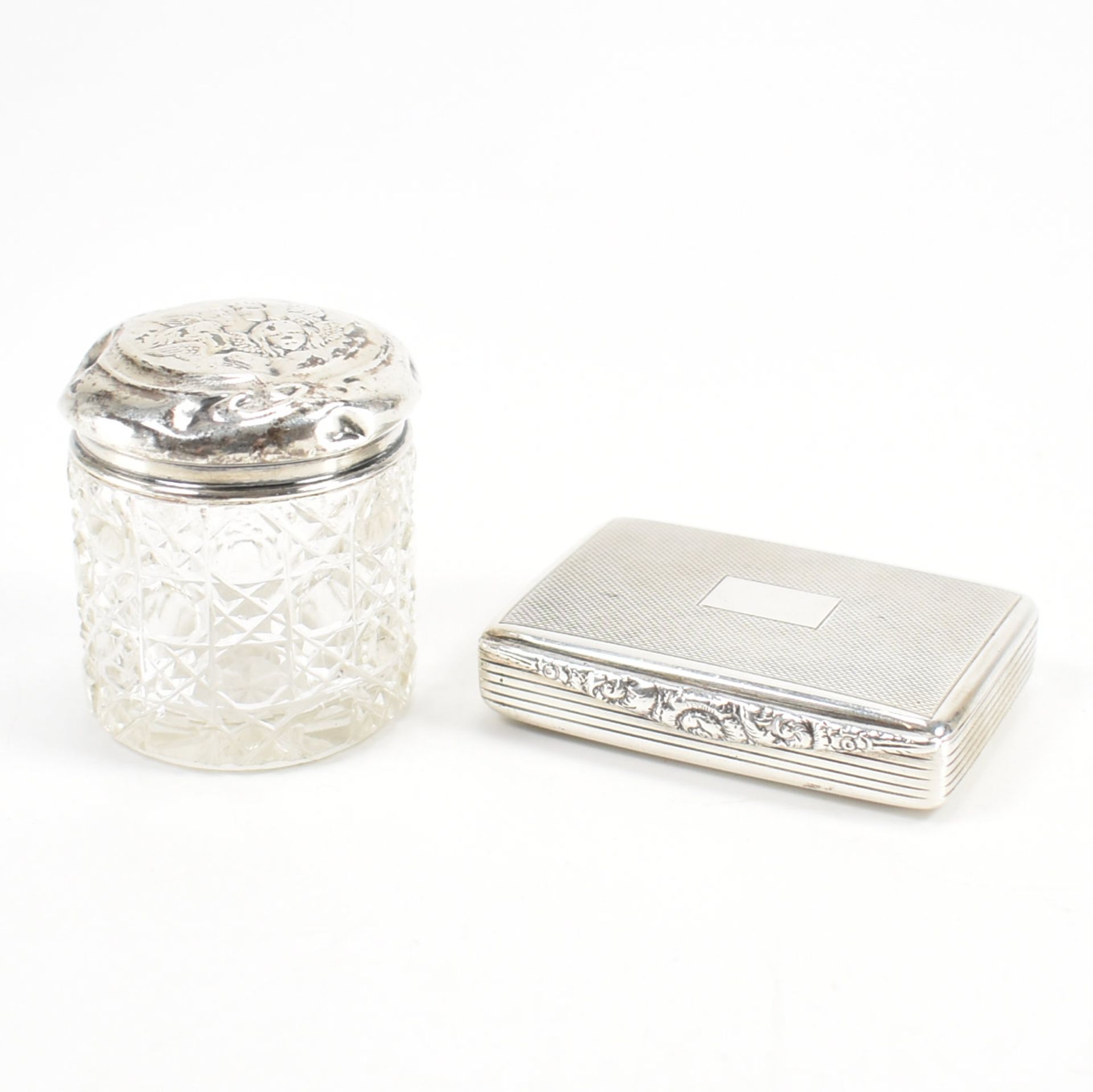 SILVER HALLMARKED PILL POT & VANITY POT