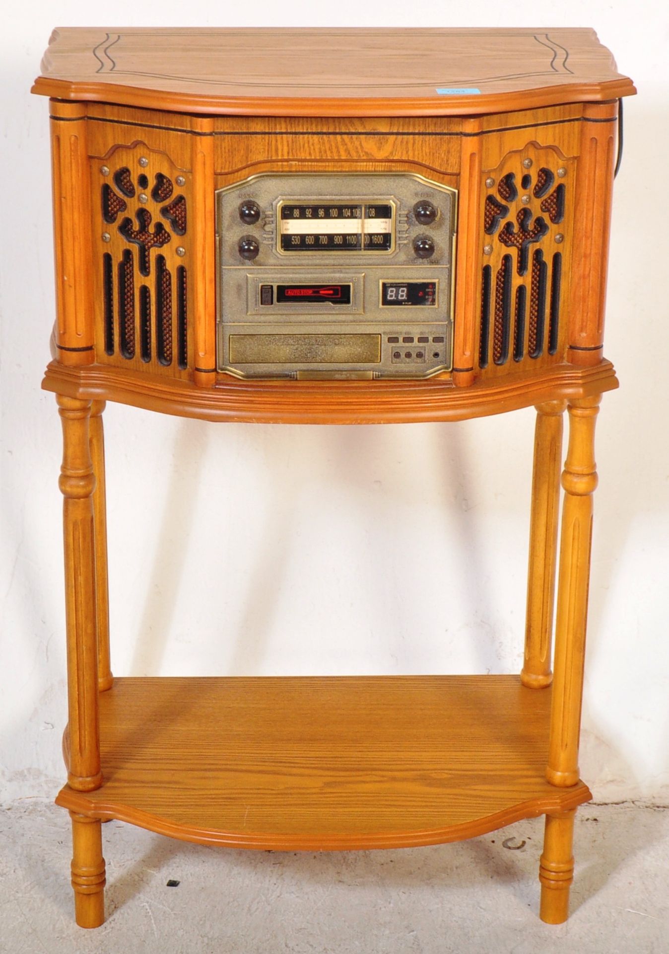 VINTAGE CANTERBURY CASSETTE / CD PLAYER / RADIO PHONOGRAPH - Image 2 of 6