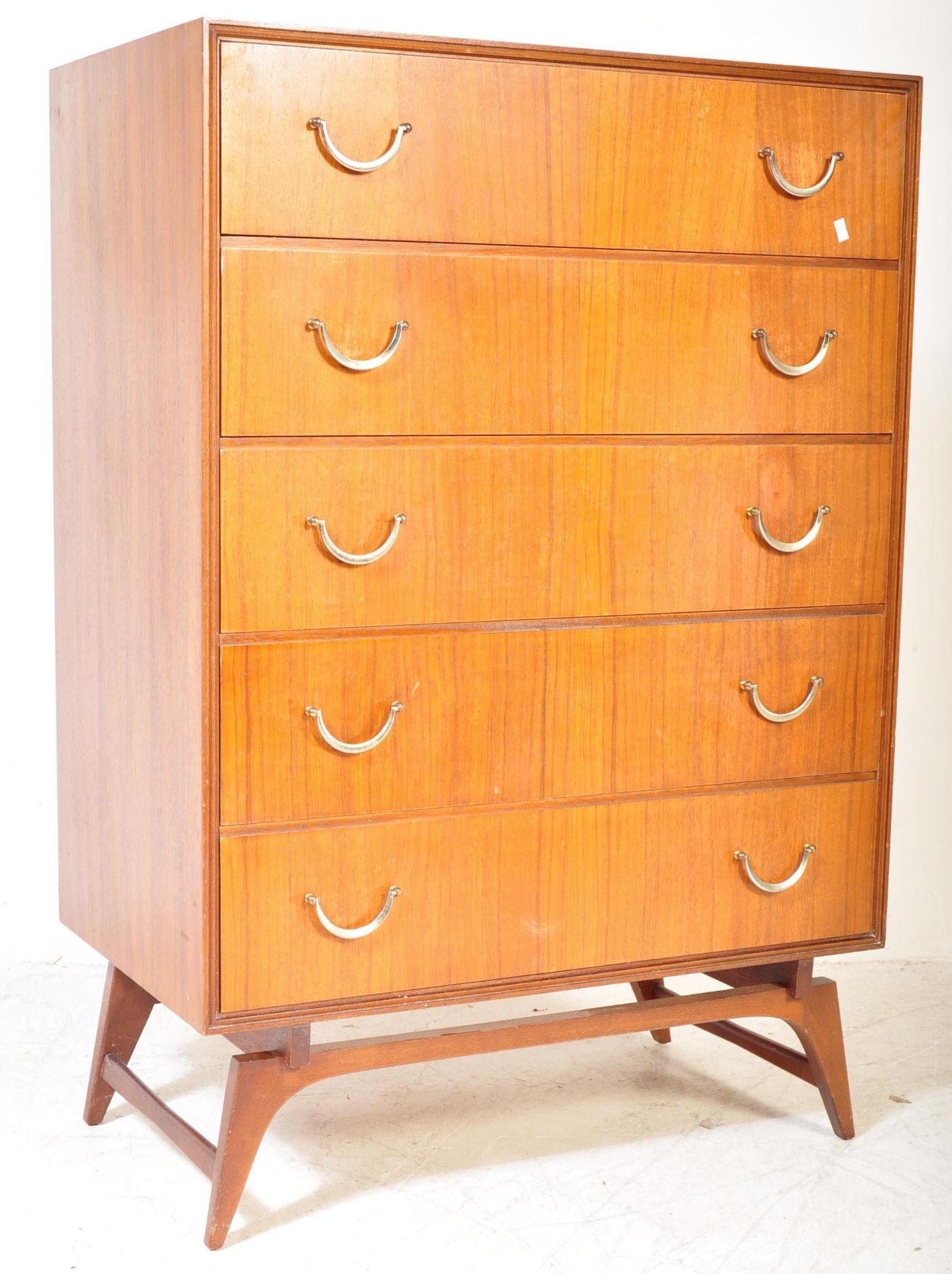 VINTAGE MID 20TH CENTURY MEREDEW CHEST OF DRAWERS