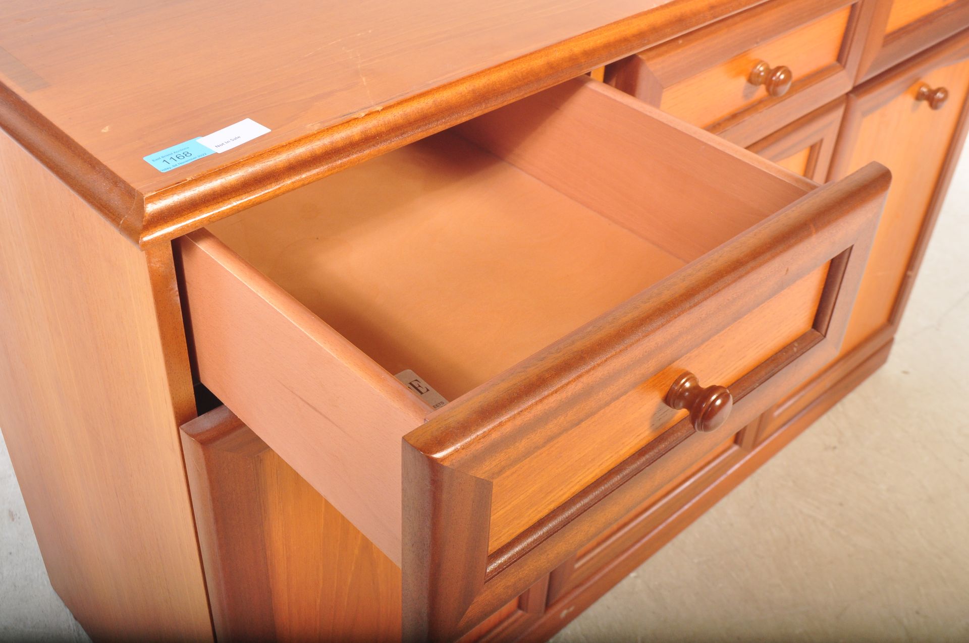 SUTCLIFF FURNITURE - LATE 20TH CENTURY TEAK CREDENZA - Image 4 of 6